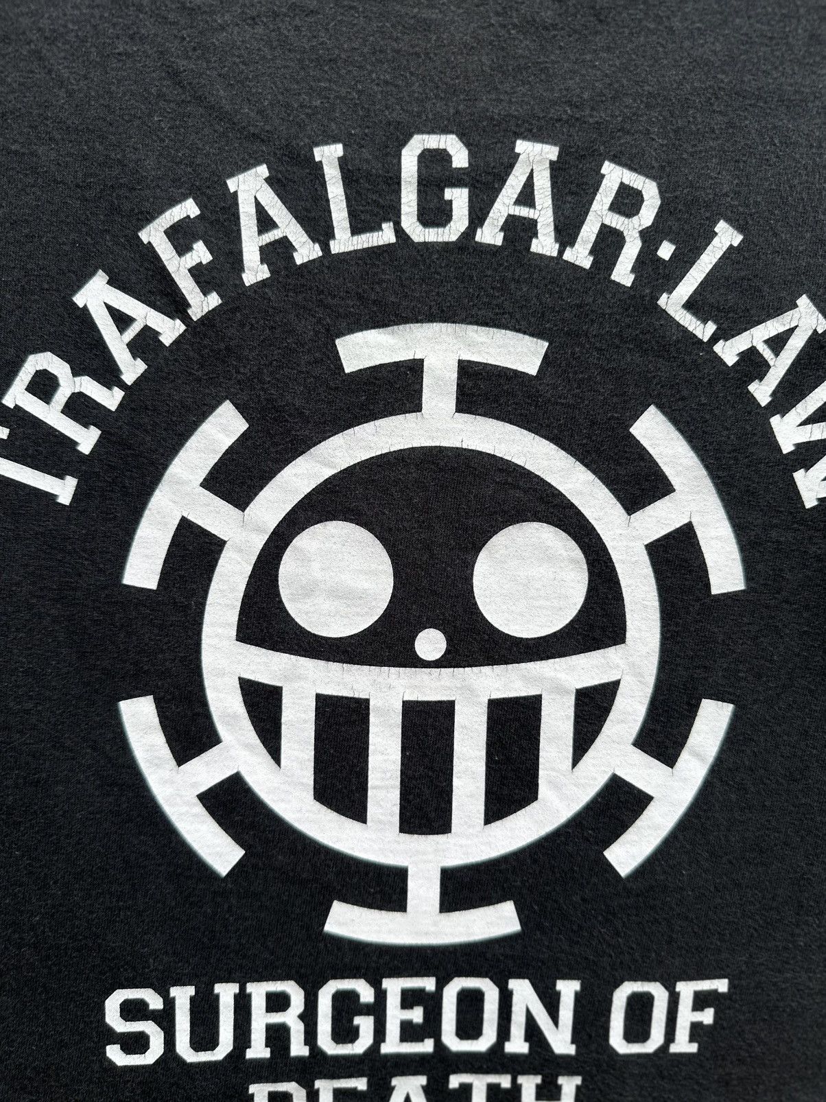 Japanese Brand × One Piece × Vintage Vintage One Piece Surgeon Of Death Faded Tee Size US M / EU 48-50 / 2 - 6 Thumbnail