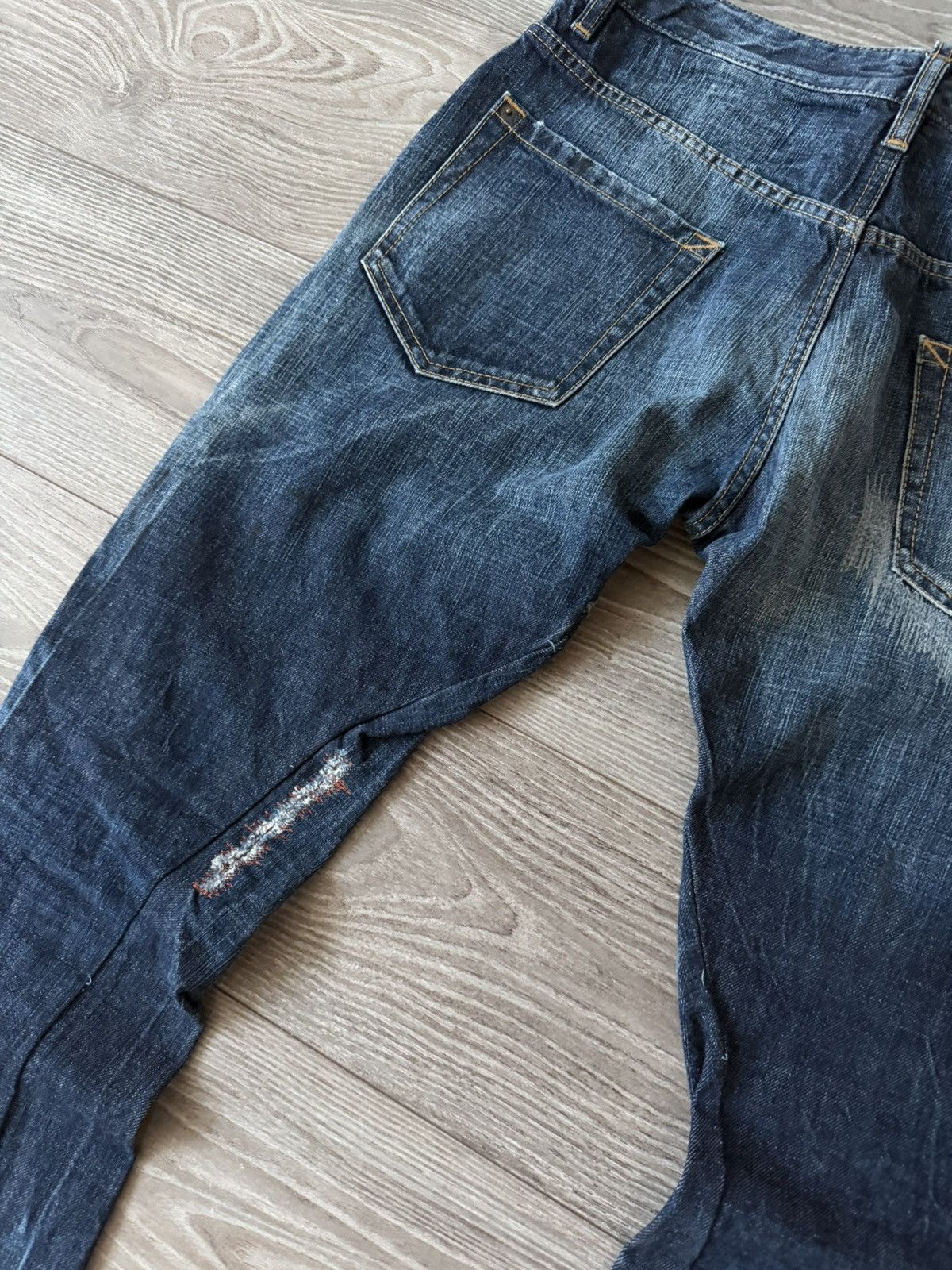 Dsquared2 Dsquared 2 Vintage Distressed Opium Rare Denim Jeans Size US 33 - 21 Thumbnail