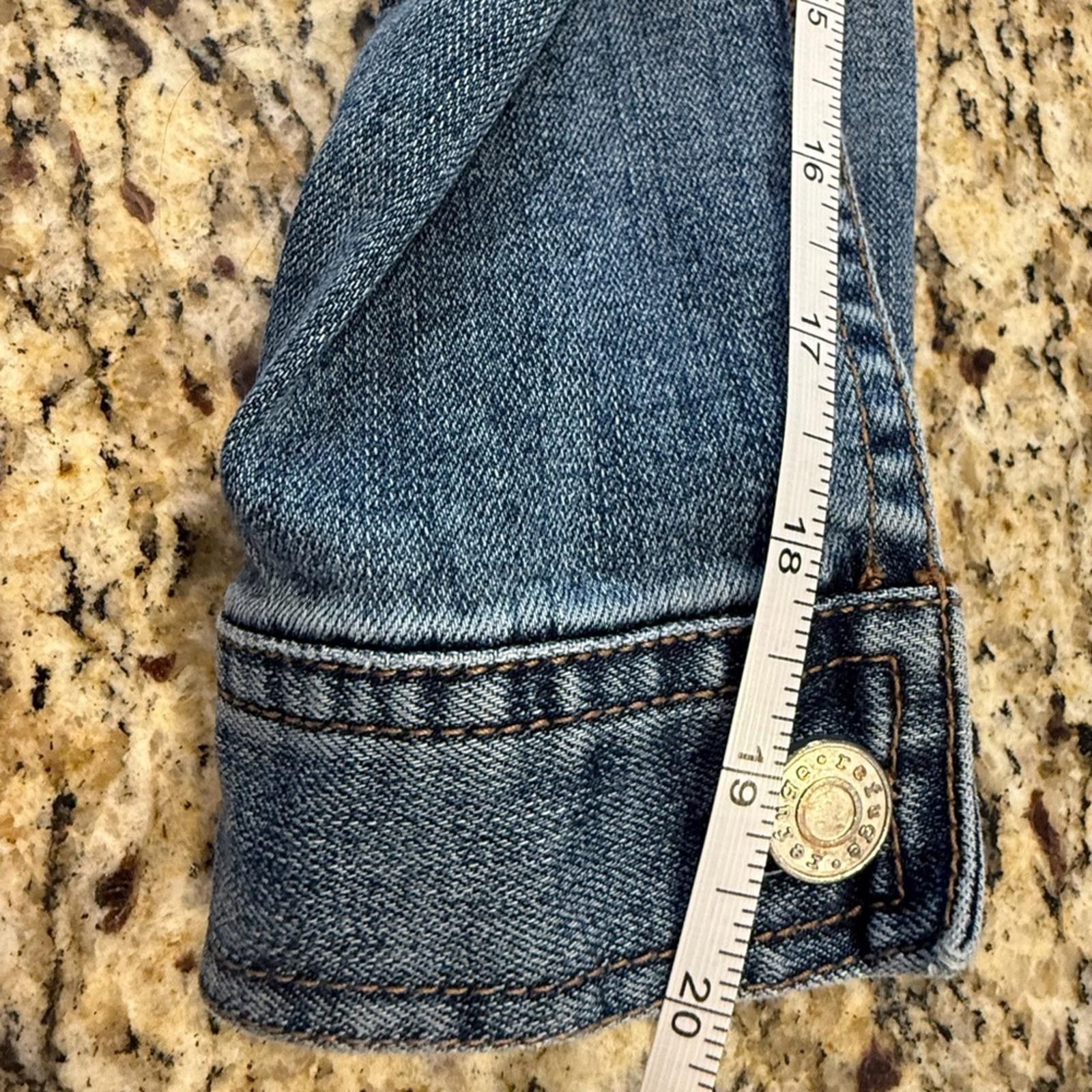Other Refuge cropped denim jeans jacket button up medium wash SZ M Size M / US 6-8 / IT 42-44 - 8 Thumbnail