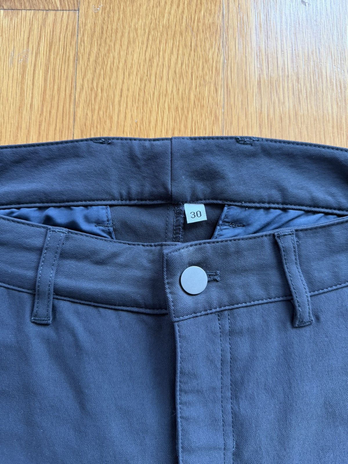 Outlier Outlier Strongdarts (Charcoal) - 30 Size US 30 / EU 46 - 3 Thumbnail