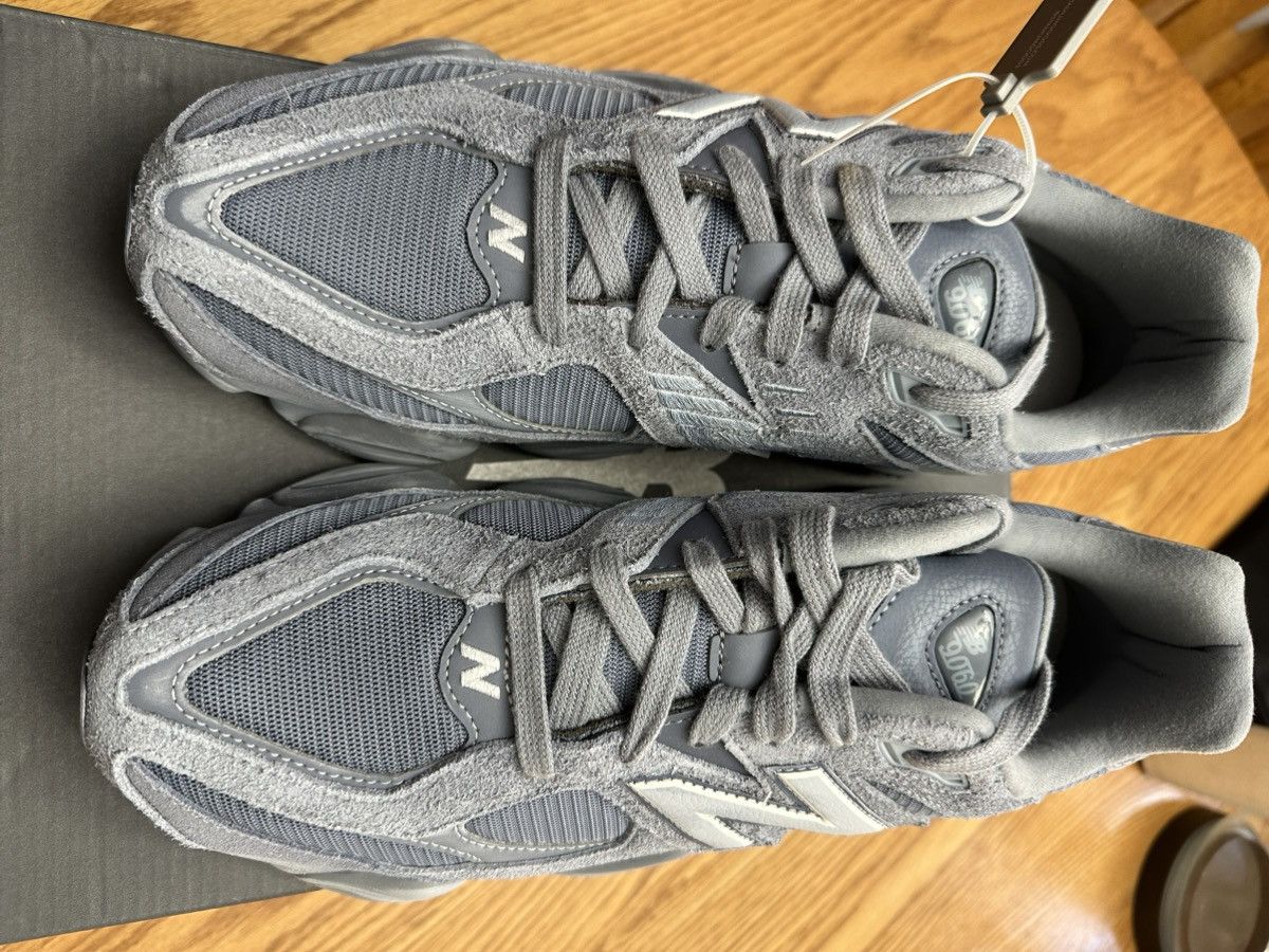 New Balance New Balance 9060 Size US 12 / EU 45 - 3 Thumbnail
