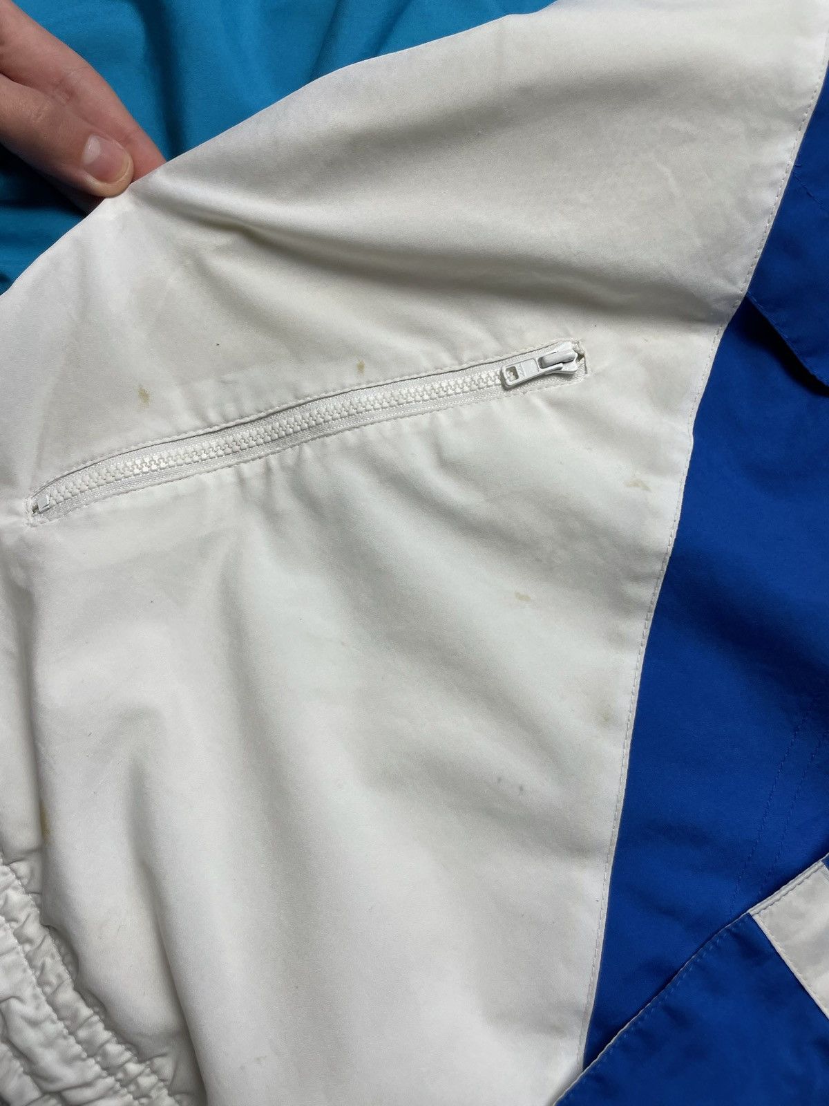 Asics Asics vintage track jacket size XL rare Size US XL / EU 56 / 4 - 4 Thumbnail