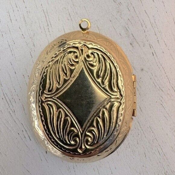Other Vintage Enamel & Gold Tone Oval Locket Pendant Victorian Edw Size ONE SIZE - 3 Thumbnail