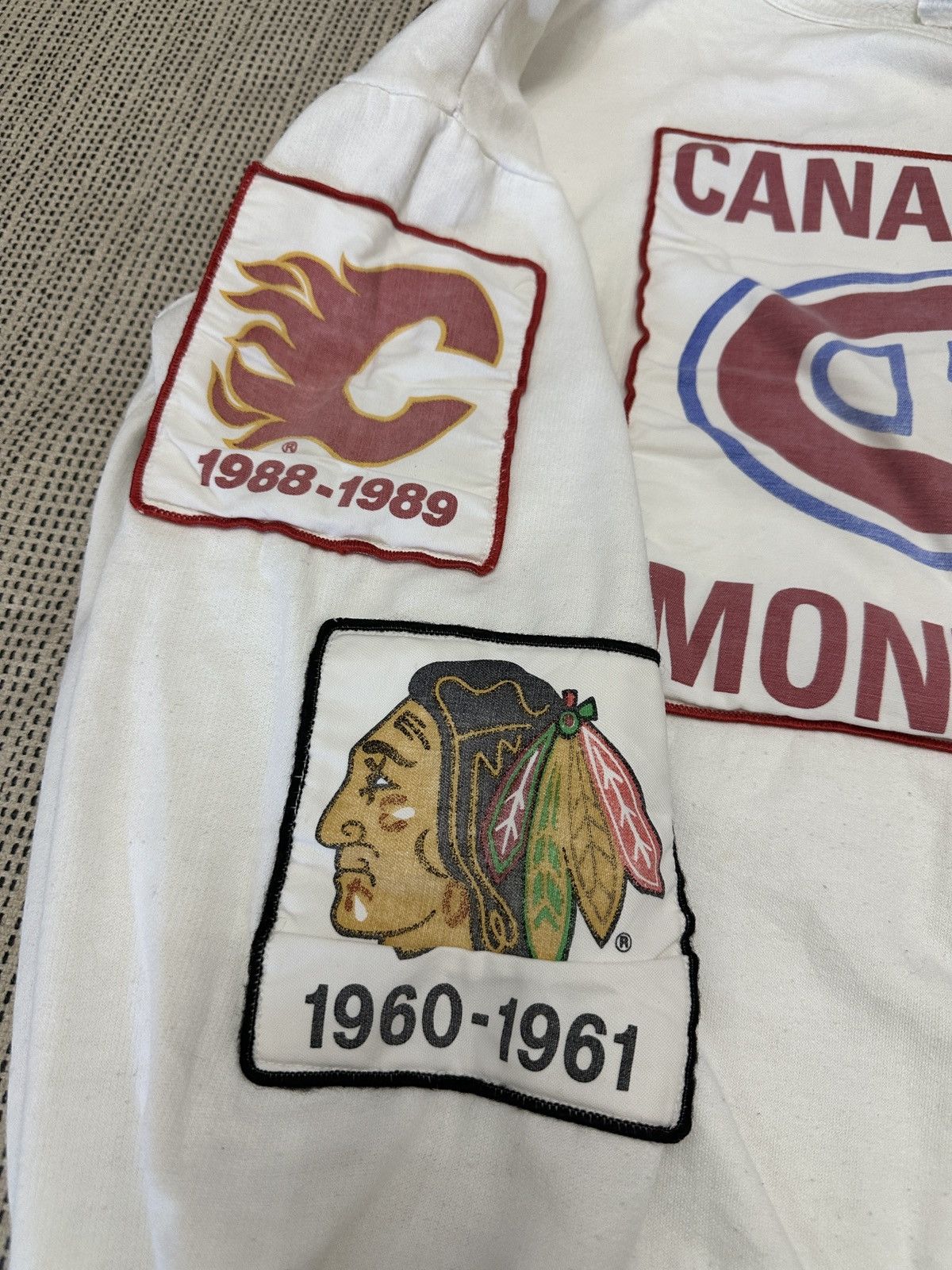 NHL 🔥🔥🔥90’s Montreal Canadiens Championship Patches Sweatshirt Size US L / EU 52-54 / 3 - 5 Thumbnail