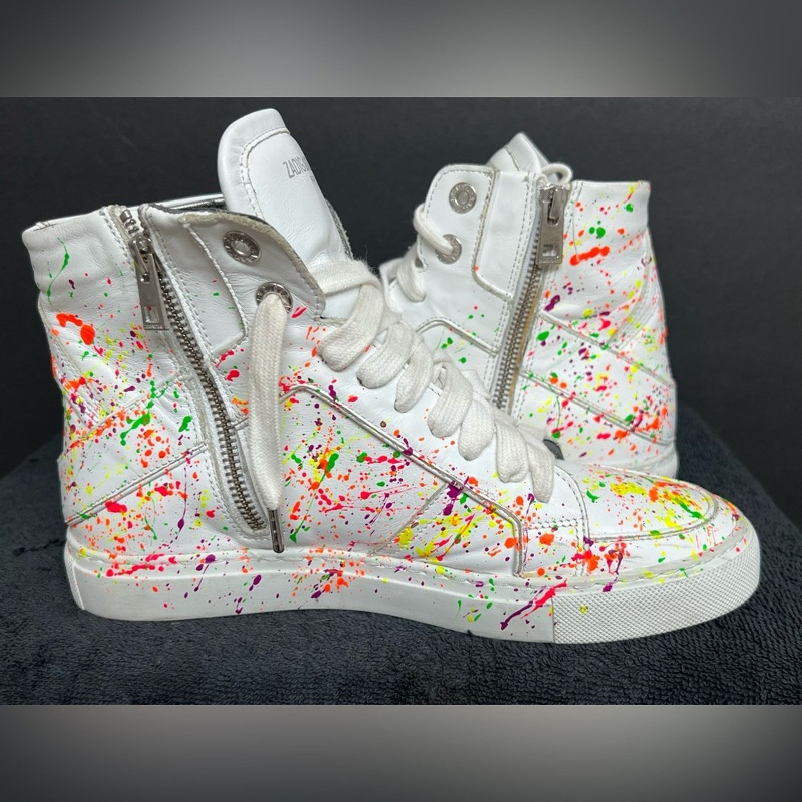 Zadig & Voltaire Zadig & Voltaire High Flash Keith Leather Graffiti Sneakers Size US 7 / IT 37 - 4 Thumbnail