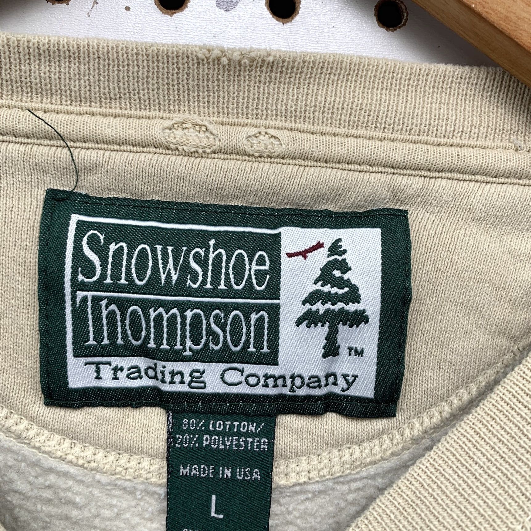 Vintage VINTAGE Snowshoe Thompson Traverse Bay Crewneck Sweatshirt Mens Large Beige USA Pullover Crew Neck Size US L / EU 52-54 / 3 - 4 Thumbnail