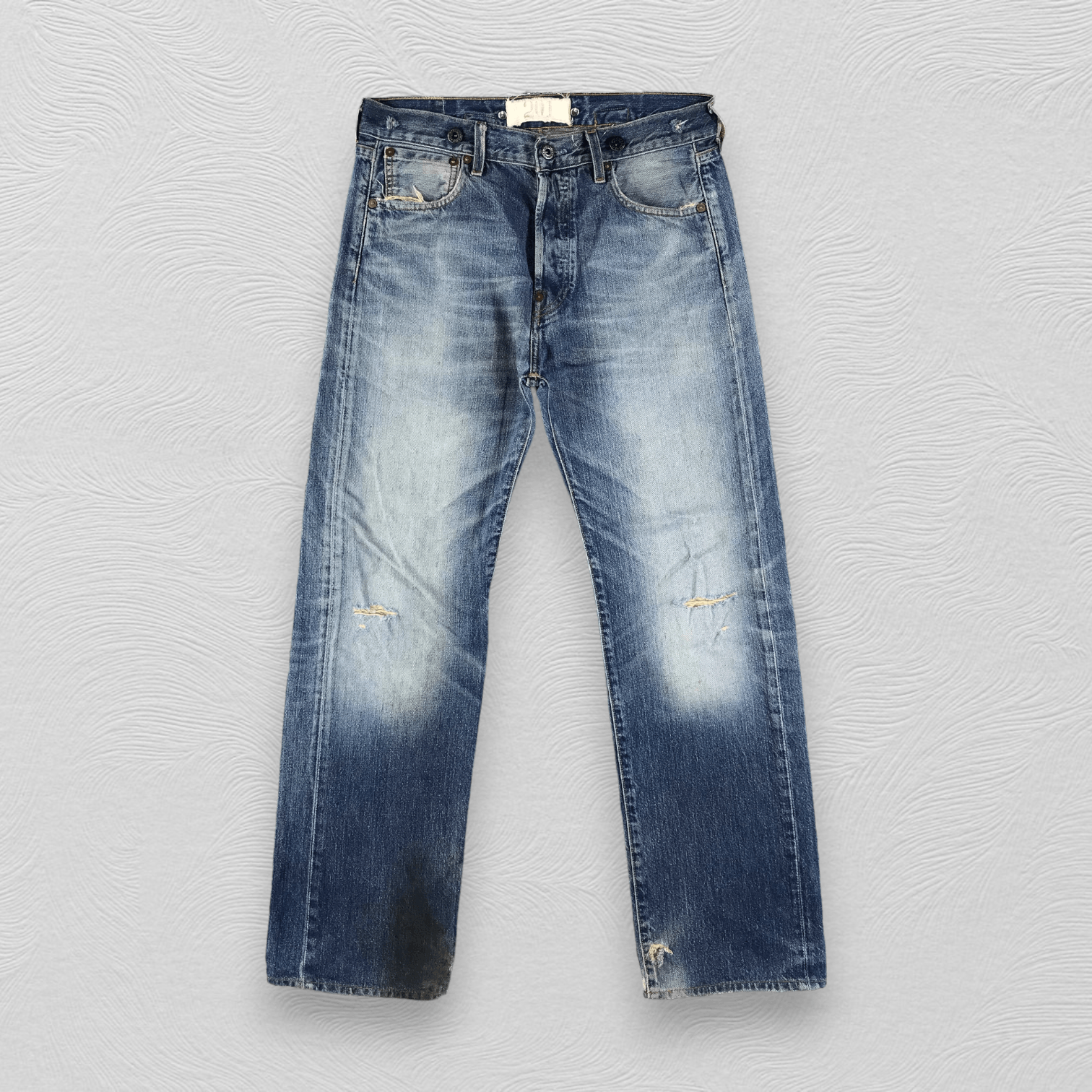 Levi's Vintage Levis 201 Jeans Dirty Distressed Denim KJ1900 Size US 32 / EU 48 - 1 Thumbnail