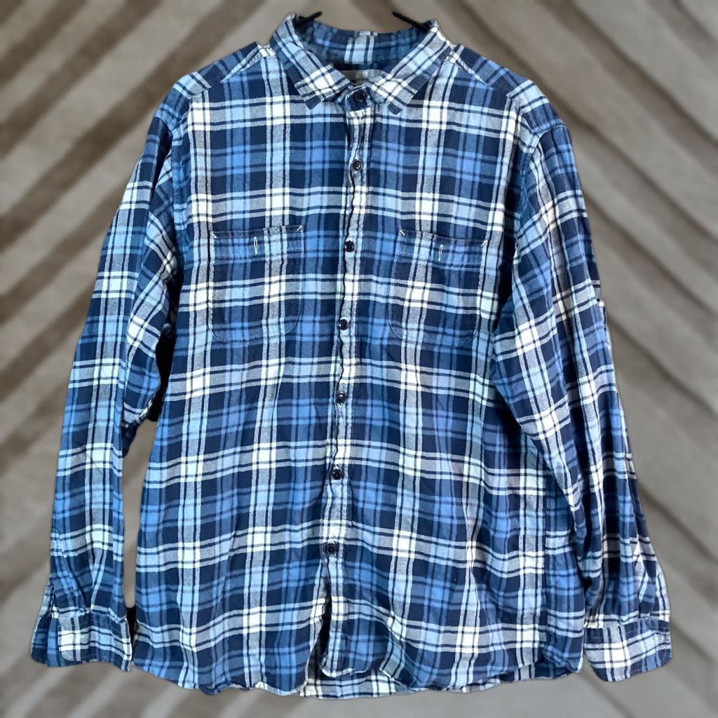 Uniqlo Uniqlo Mens Shirt Blue White Plaid Collared Button-Down Long Sleeve XL Casual Workwear Preppy Size US XL / EU 56 / 4 - 1 Thumbnail