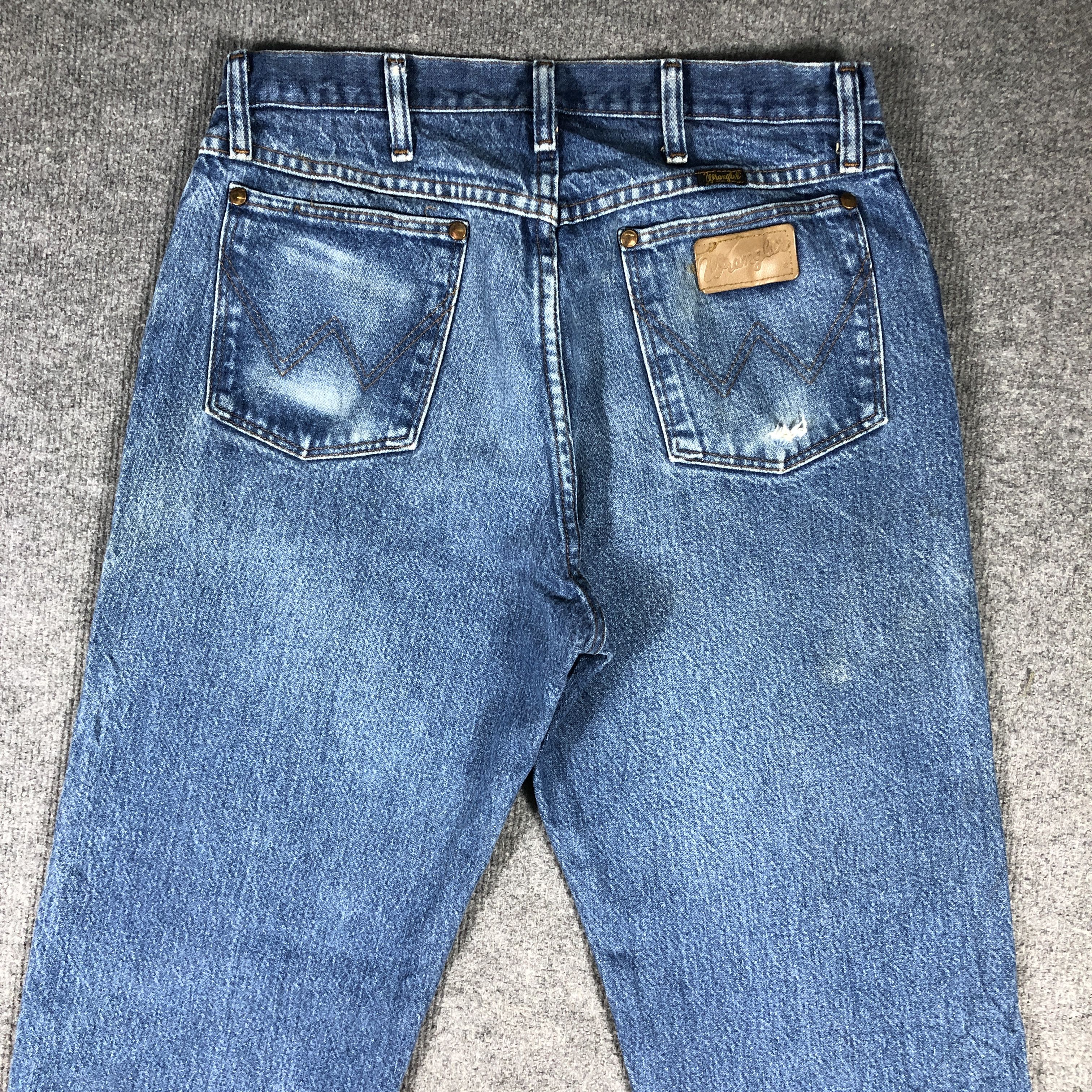 Vintage × Wrangler Vintage Wrangler Light Blue Wash Jeans L716 Size US 31 - 5 Thumbnail