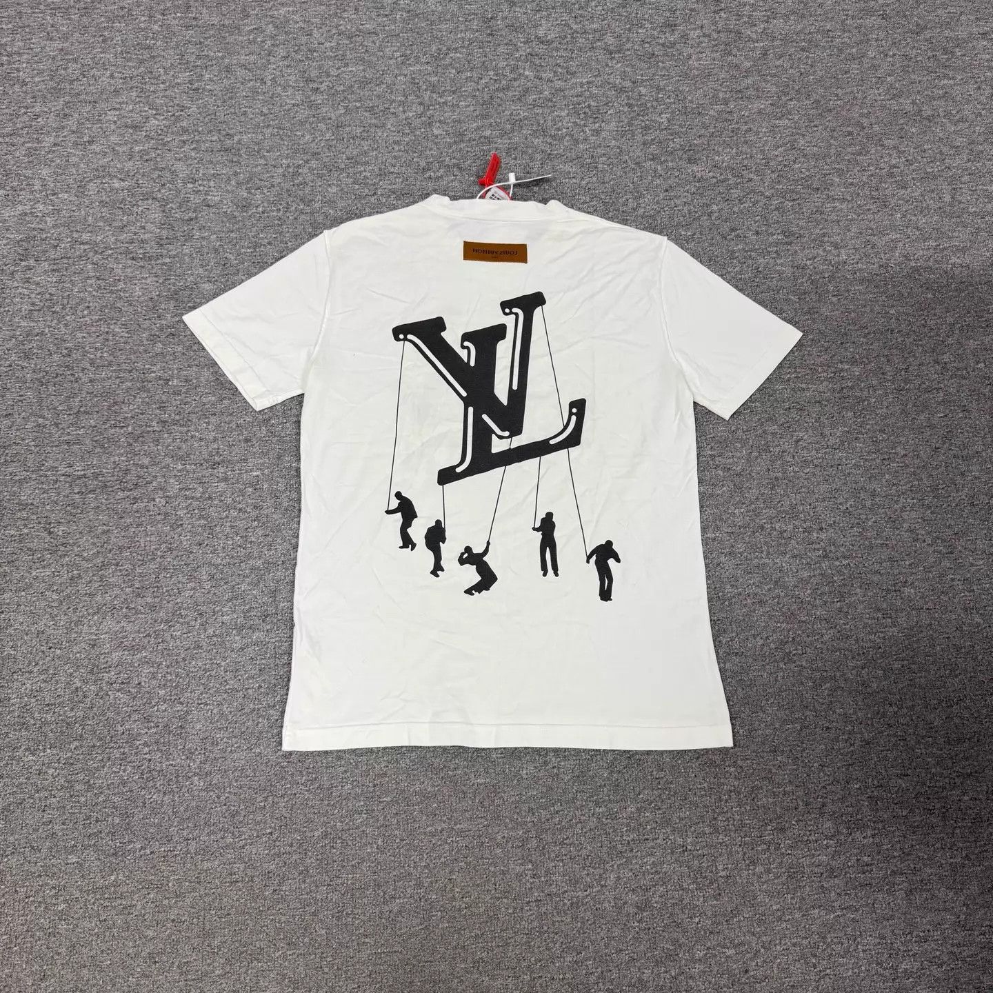Louis Vuitton LV Balloon Swing Parachute Print Crew SS Tee L Size L / US 10 / IT 46 - 2 Thumbnail