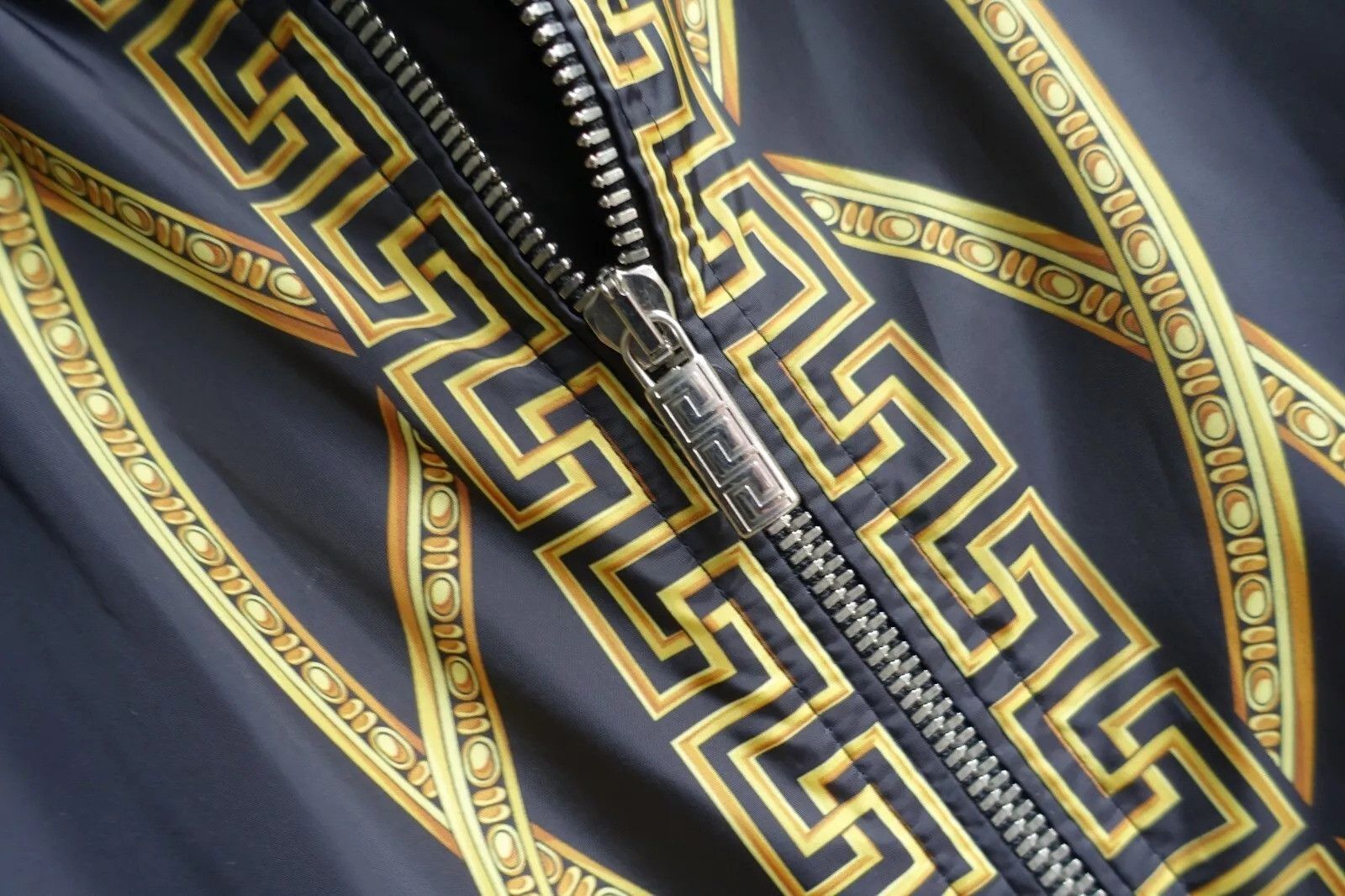 Versace VERSACE JACKET LOGO MEDUSA Size US L / EU 52-54 / 3 - 6 Thumbnail