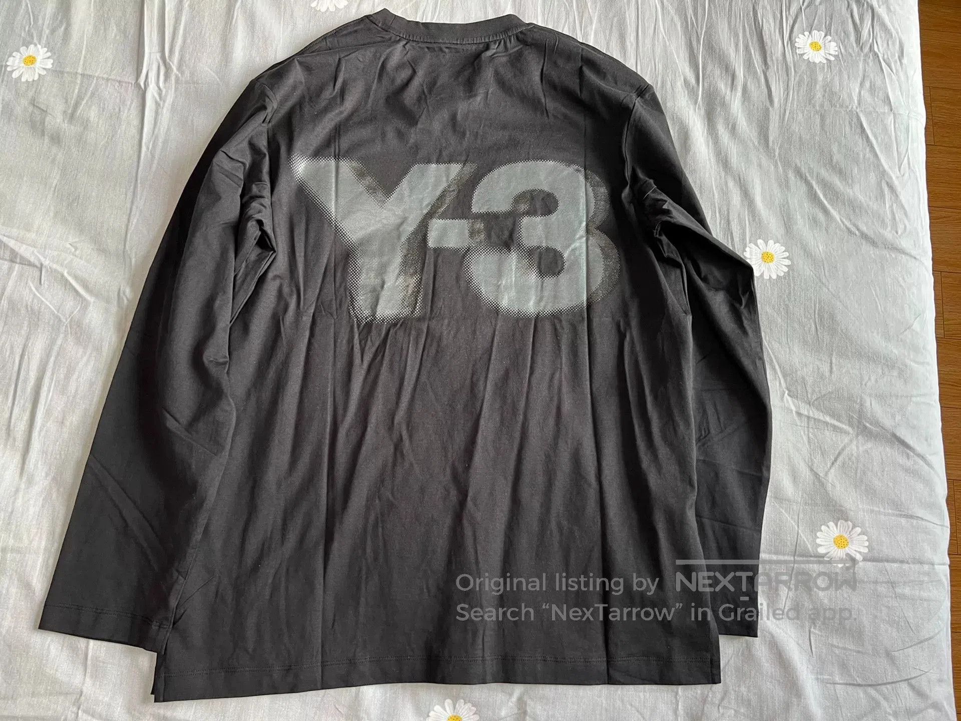 Y-3 Y-3 Men's Long Sleeve T-Shirt. Size US S / EU 44-46 / 1 - 6 Thumbnail