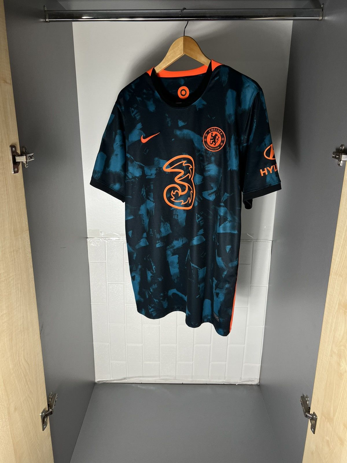 Vintage VERY RARE NIKE FC CHELSEA LONDON ENGLAND SOCCER JERSEY RETRO Size US XL / EU 56 / 4 - 8 Thumbnail