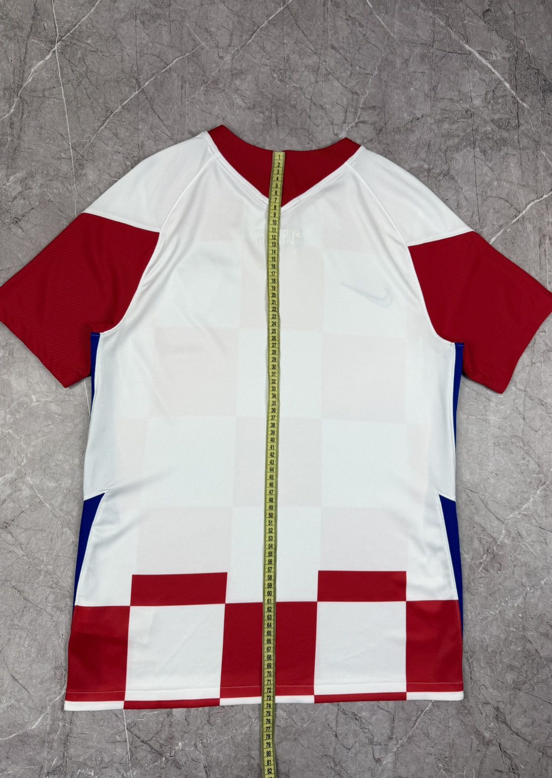 Nike Nike Croatia hns soccer jersey Size M Size US M / EU 48-50 / 2 - 10 Thumbnail
