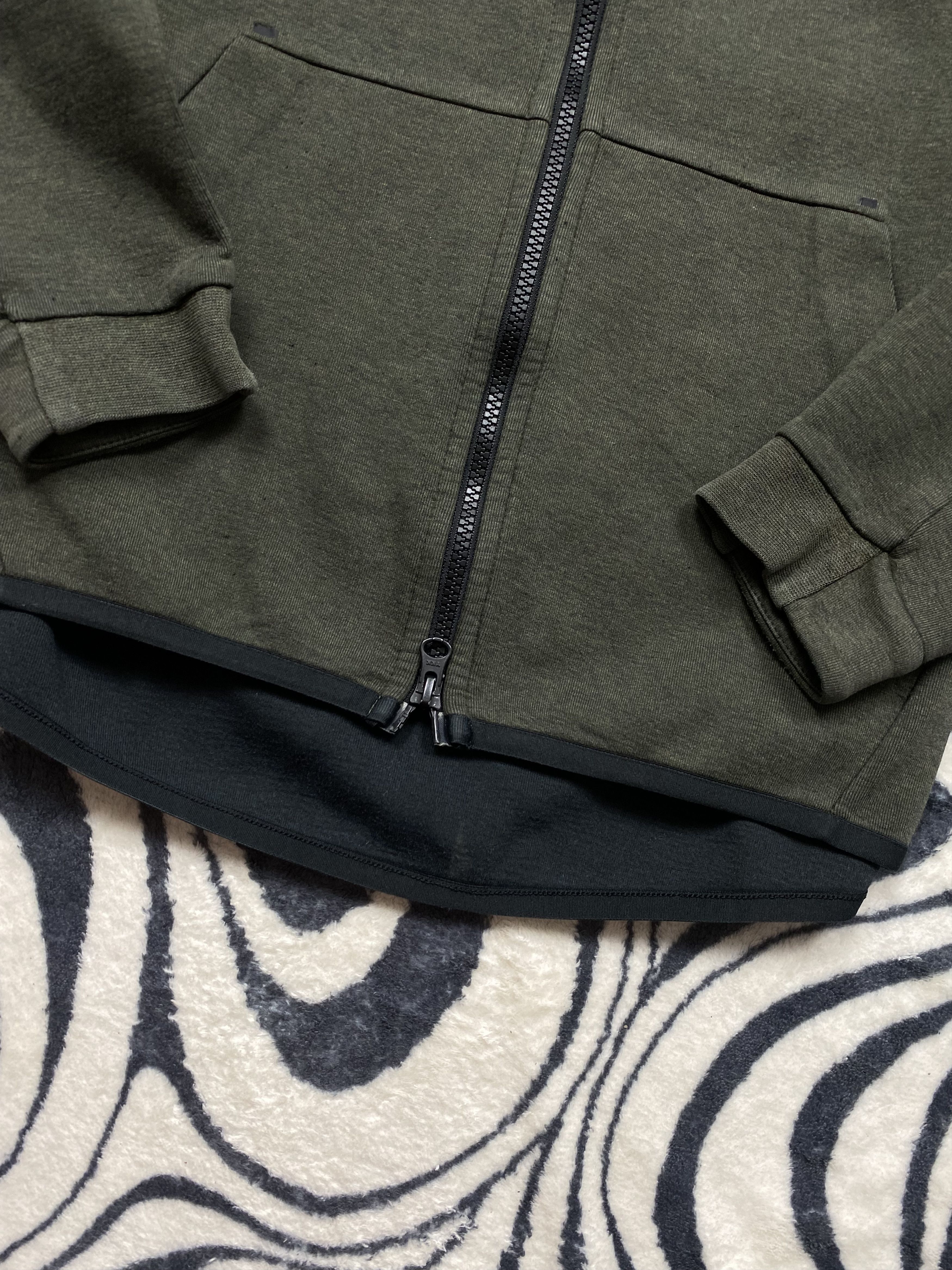 Nike Nike Tech Fleece Mens Hoodie Drill Y2K Size US L / EU 52-54 / 3 - 4 Thumbnail