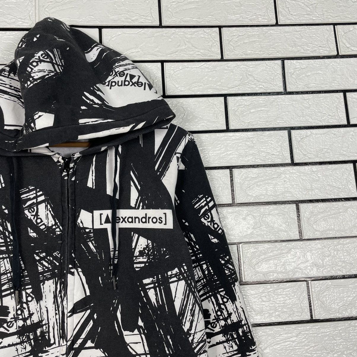 Japanese Brand Alexandros Full Print Zipper Hoodie Size US S / EU 44-46 / 1 - 5 Thumbnail