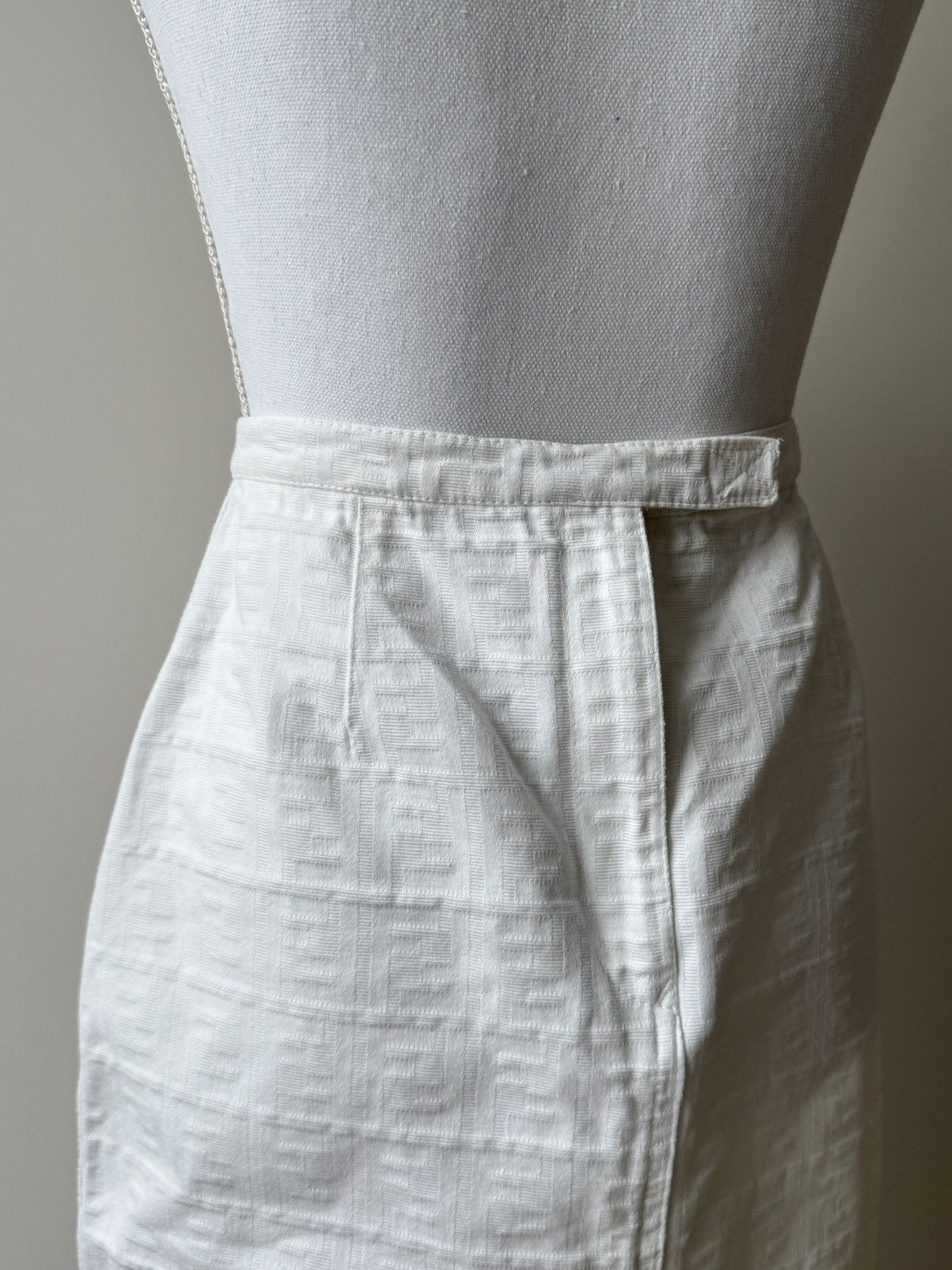 Fendi Vintage fendi skirt Size 27" / US 4 / IT 40 - 6 Thumbnail