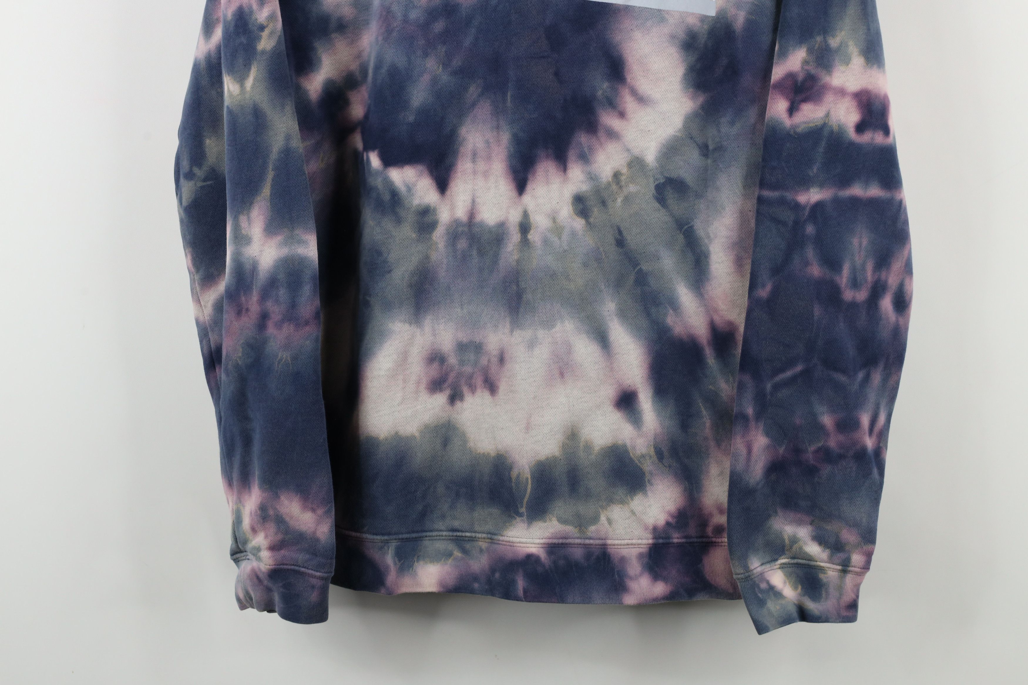 Nike × Vintage Vintage Nike Volleyball Acid Wash Crewneck Sweatshirt Size M / US 6-8 / IT 42-44 - 3 Thumbnail