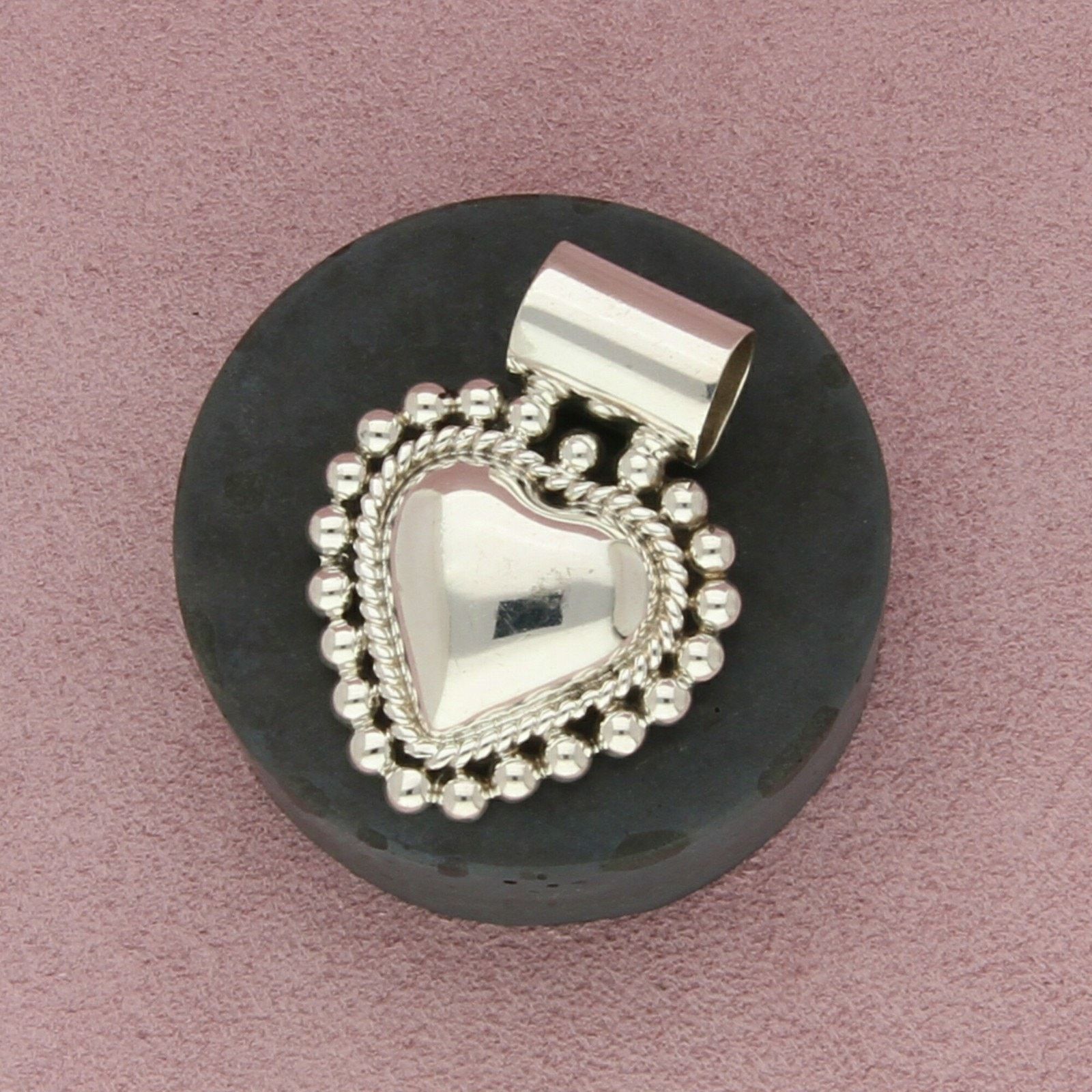 Mexicana mexico sterling silver vintage beaded dome heart pendant Size ONE SIZE - 1 Thumbnail