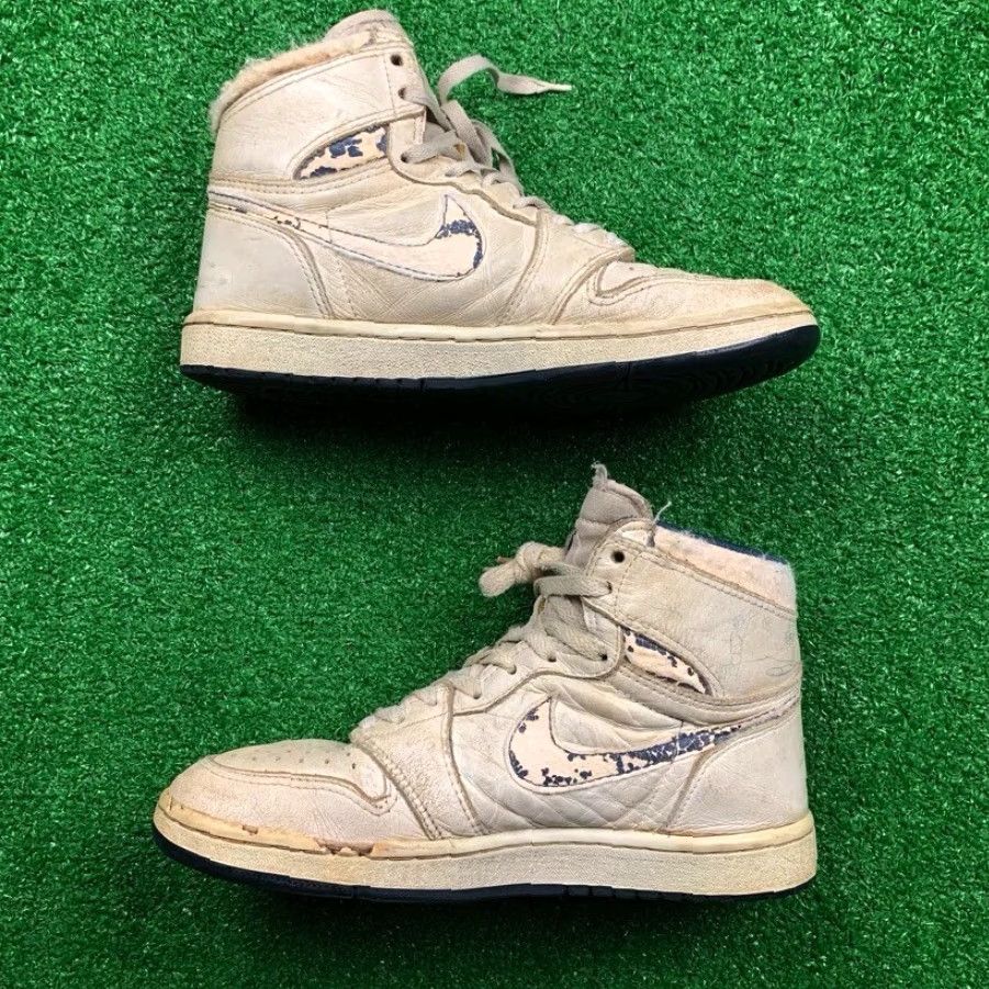 Nike Nike Air Jordan 1 OG 1985 Metallic Blue Chicago Rare Vintage 85 8 Bred Royal Sneaker Men Blue 1985 Nike Air Mens Size US 9 / EU 42 - 2 Thumbnail
