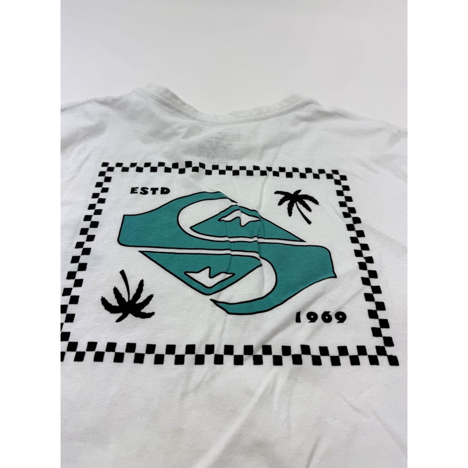 Quiksilver Quiksilver Shirt Mens 2XL White Graphic Surf Tee palm tree Logo Tee Tee 1969 back print Size US XXL / EU 58 / 5 - 7 Thumbnail