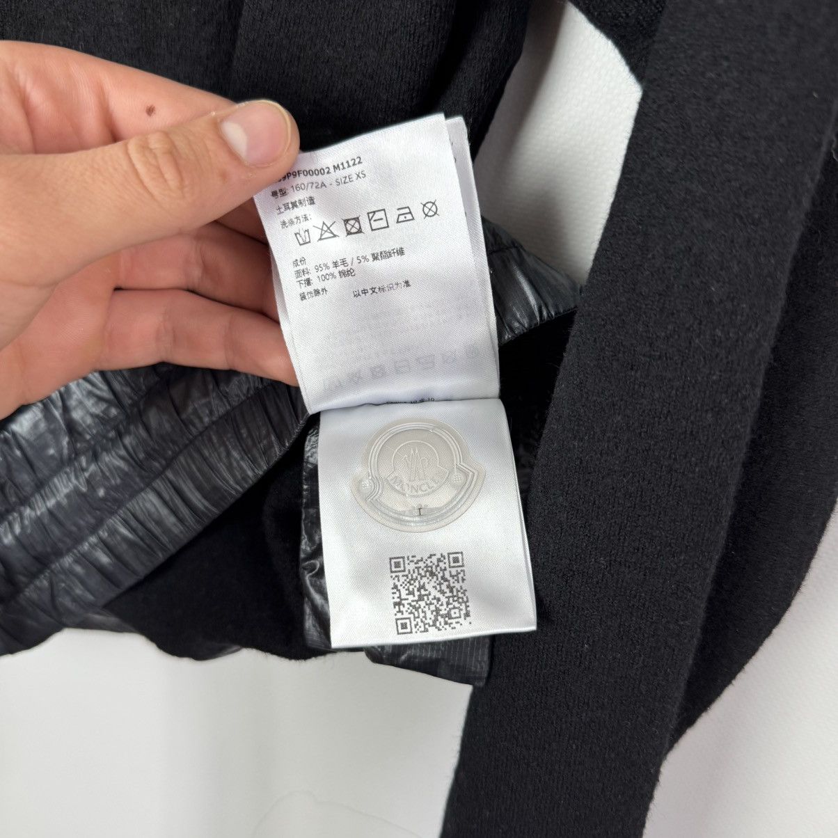 Moncler Grenoble Moncler Grenoble Turtleneck Knit Drawstring Hem Wool Sweater Size XS / US 0-2 / IT 36-38 - 12 Thumbnail