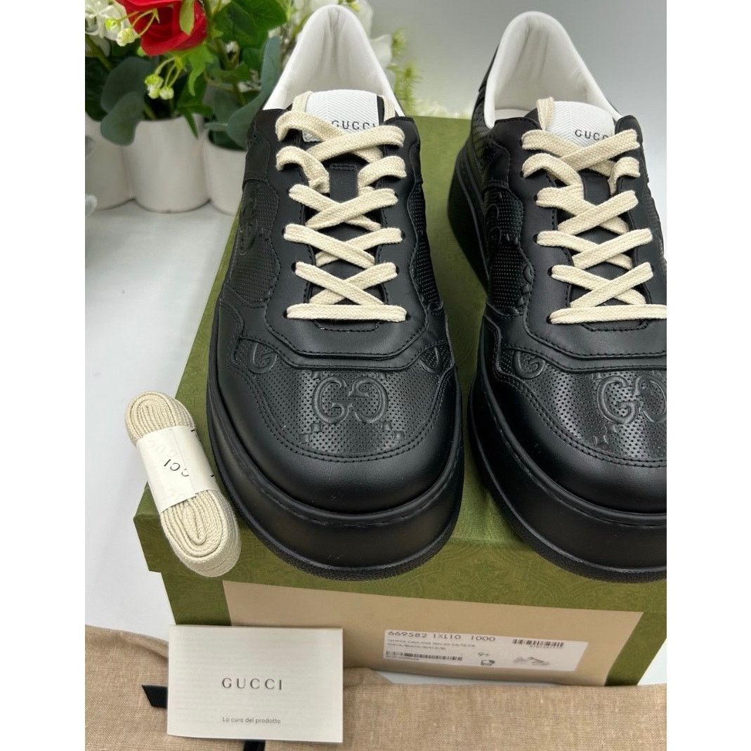 Gucci Men's Gucci GG embossed Leather sneakers size 9.5 fits 10 US Size US 10 / EU 43 - 5 Thumbnail