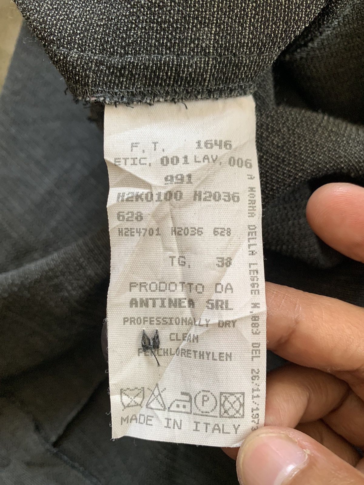 Emporio Armani Emporio Armani Buttons Vest Made in Italy Size XS / US 0-2 / IT 36-38 - 9 Thumbnail