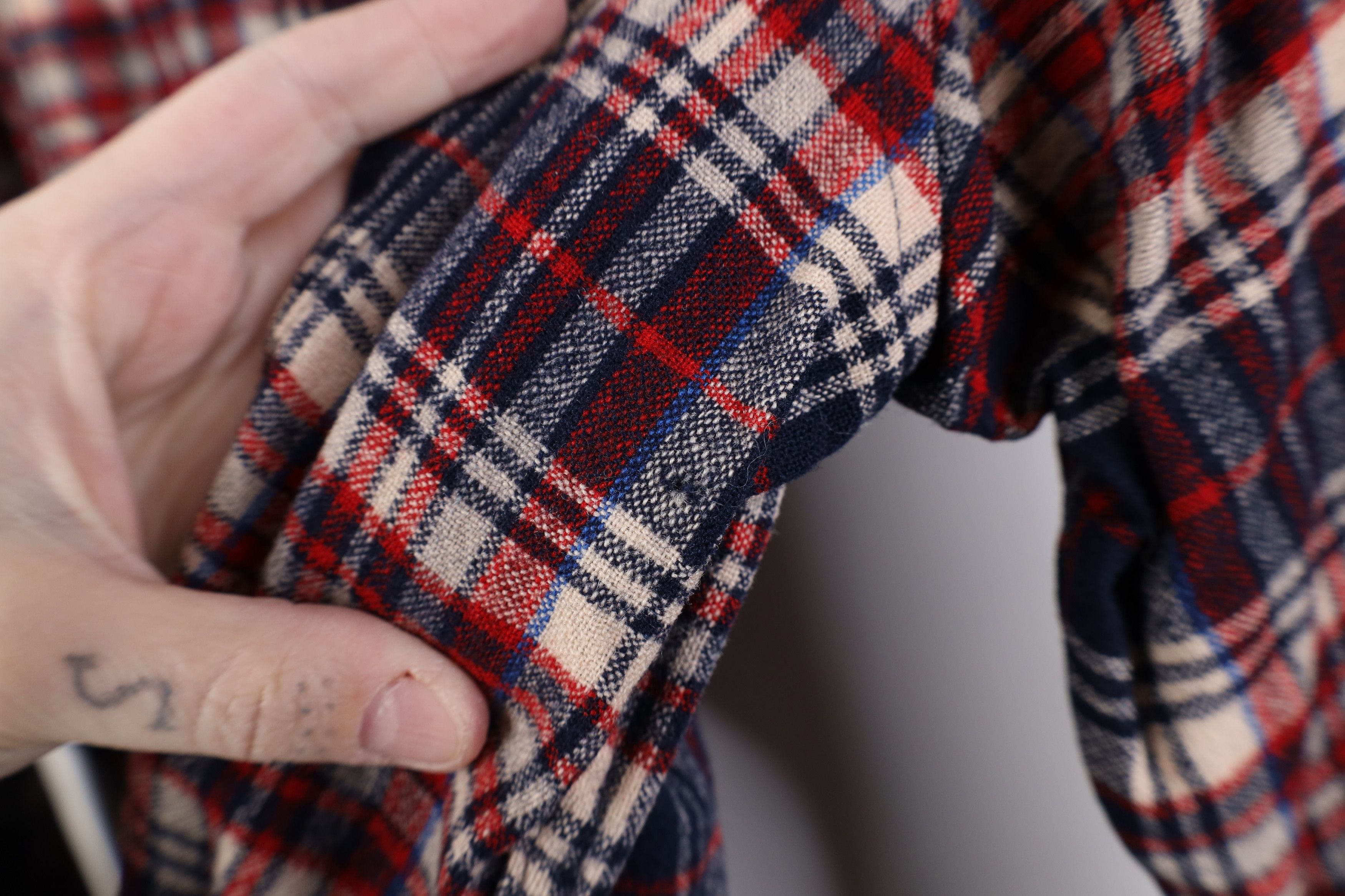 Pendleton Vintage 70s Pendleton Wool Knit Collared Button Shirt USA Size US L / EU 52-54 / 3 - 5 Thumbnail