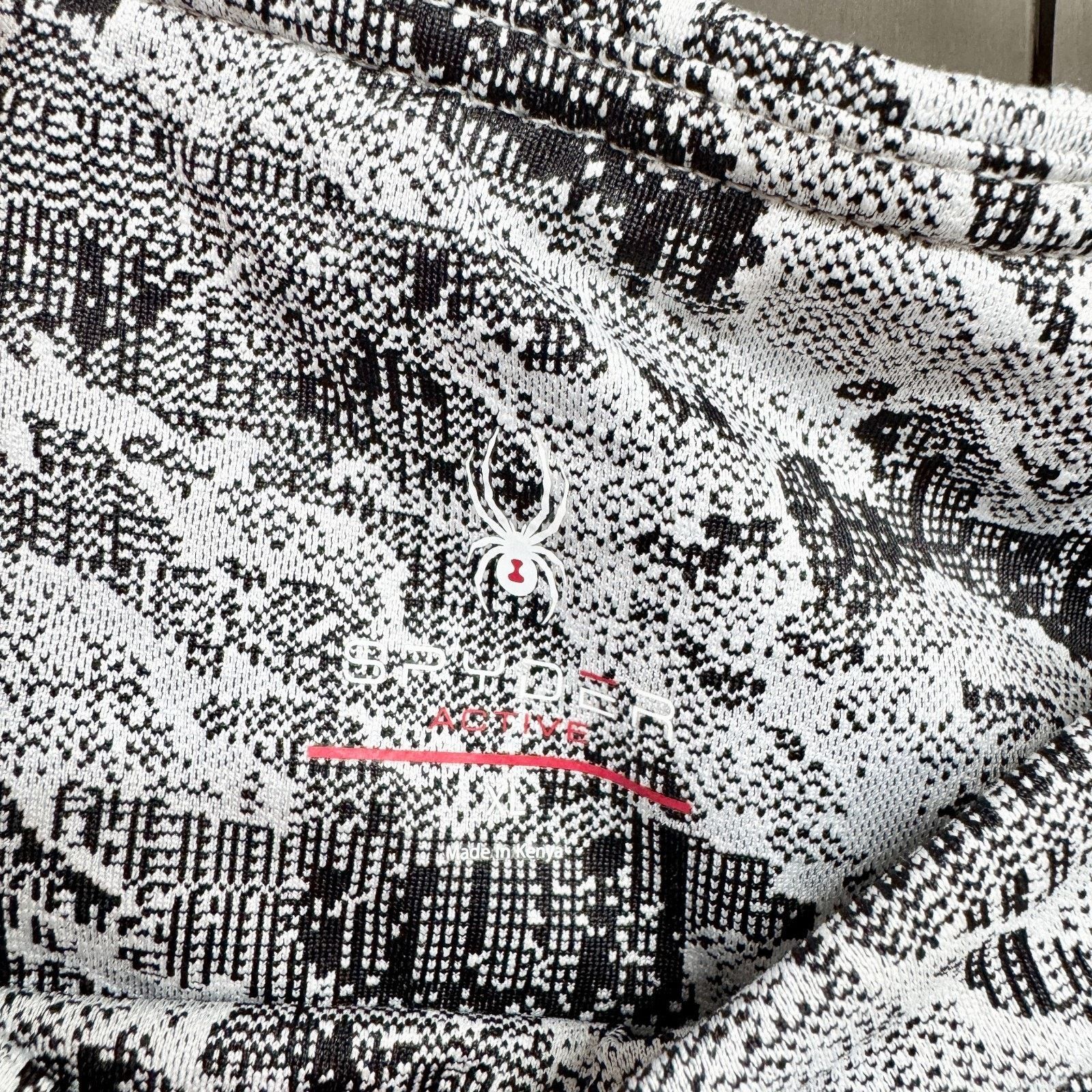 Spyder Spyder Active Pants XL Camo Biker Pixel Ankle Crop Leggings Size 31" - 3 Thumbnail