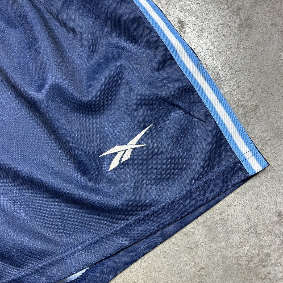 Reebok 1998 reebok argentina all over print shorts Size US 32 / EU 48 - 15 Thumbnail