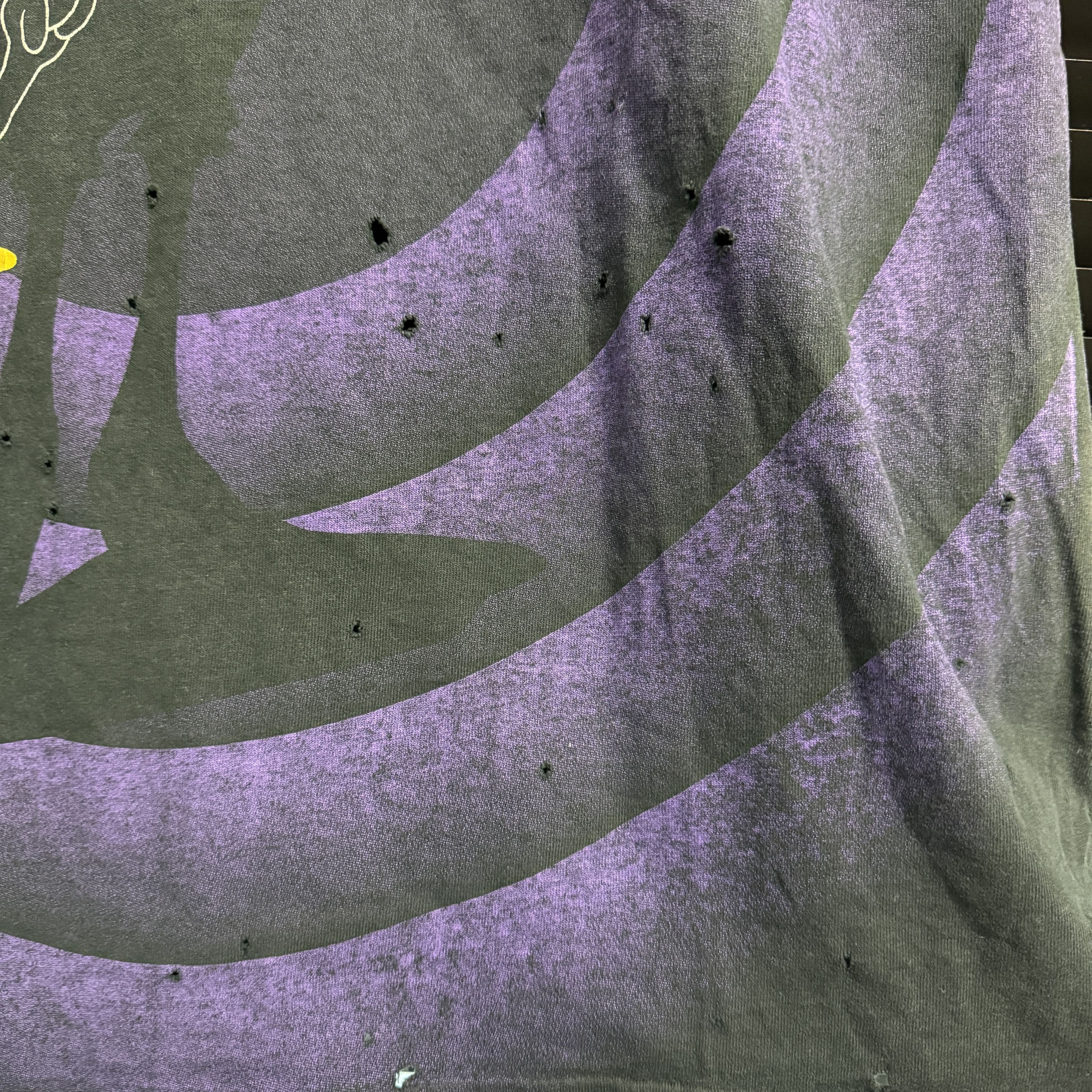 Vintage Vintage 90s Daffy Duck Shadow Tee Size US L / EU 52-54 / 3 - 6 Thumbnail