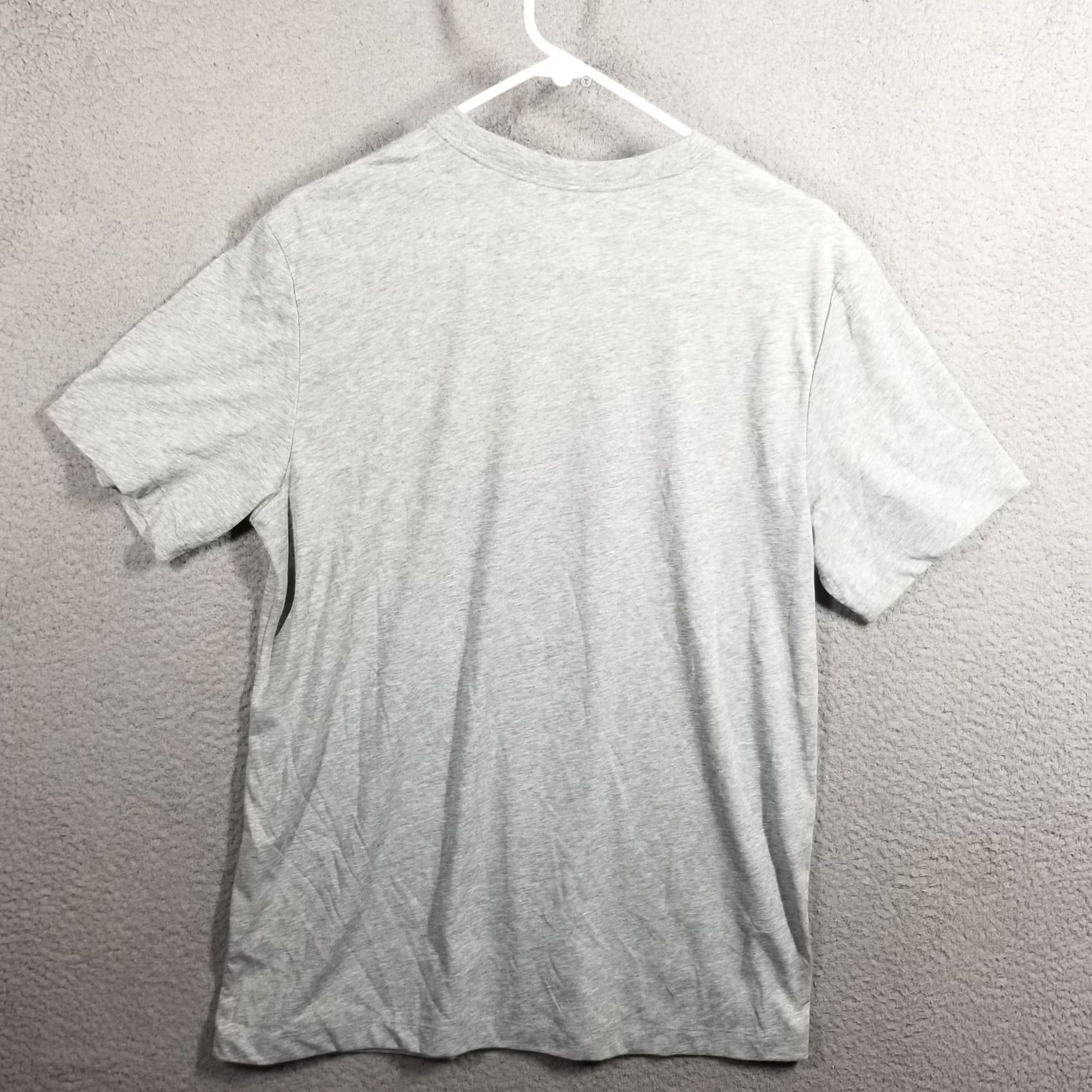 Nike Nike Dri-FIT Graphic Training T-Shirt Growth Mindset Grey Mens M Size US M / EU 48-50 / 2 - 2 Thumbnail