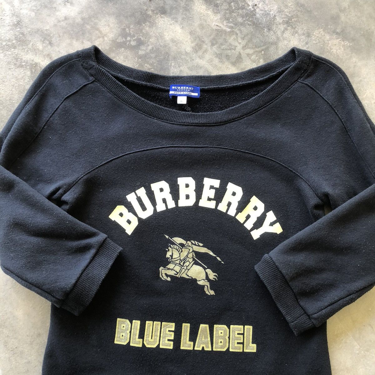 Burberry BURBERRY Blue Label Big Logo Boat Neck Sweatshirt Size US XXS / EU 40 - 5 Thumbnail