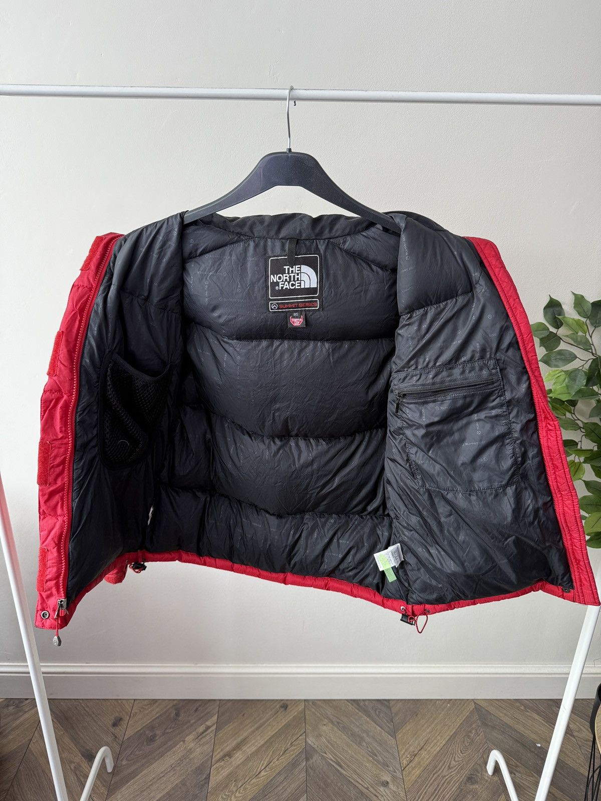 The North Face Vintage The North Face Summit Series 700 Women’s Down Jacket Size S / US 4 / IT 40 - 7 Thumbnail