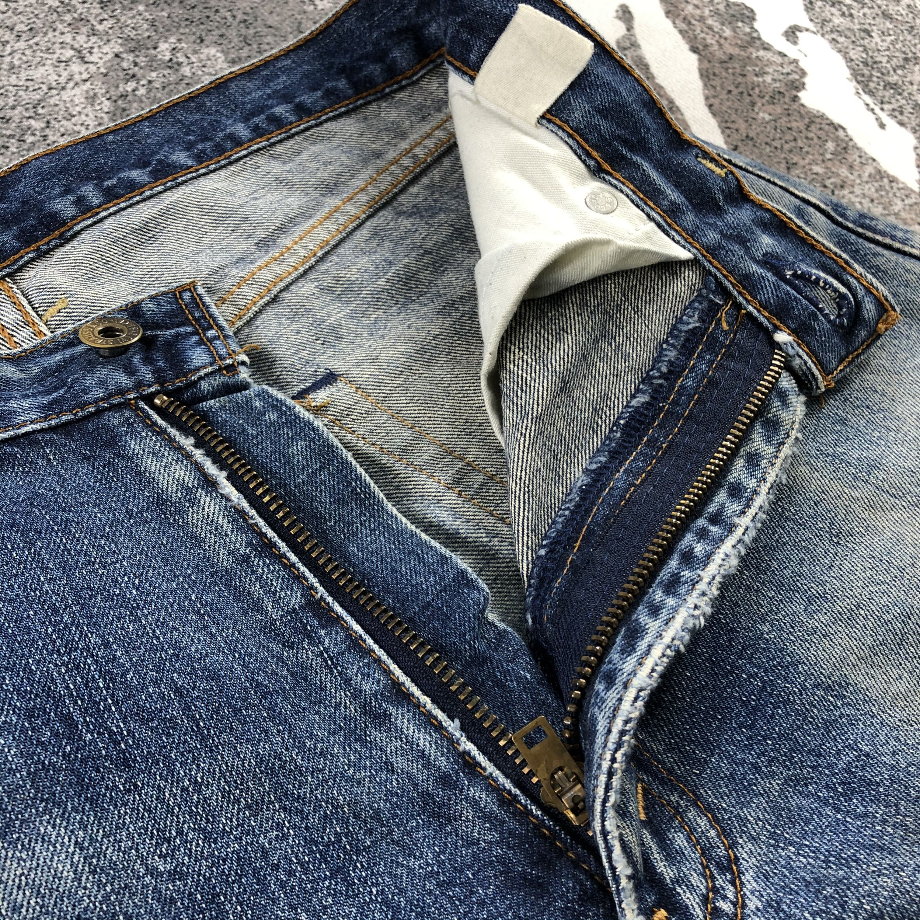 Levi's Vintage Levis 503 Jeans Distress Dark Wash Denim KJ851 Size US 32 / EU 48 - 14 Thumbnail