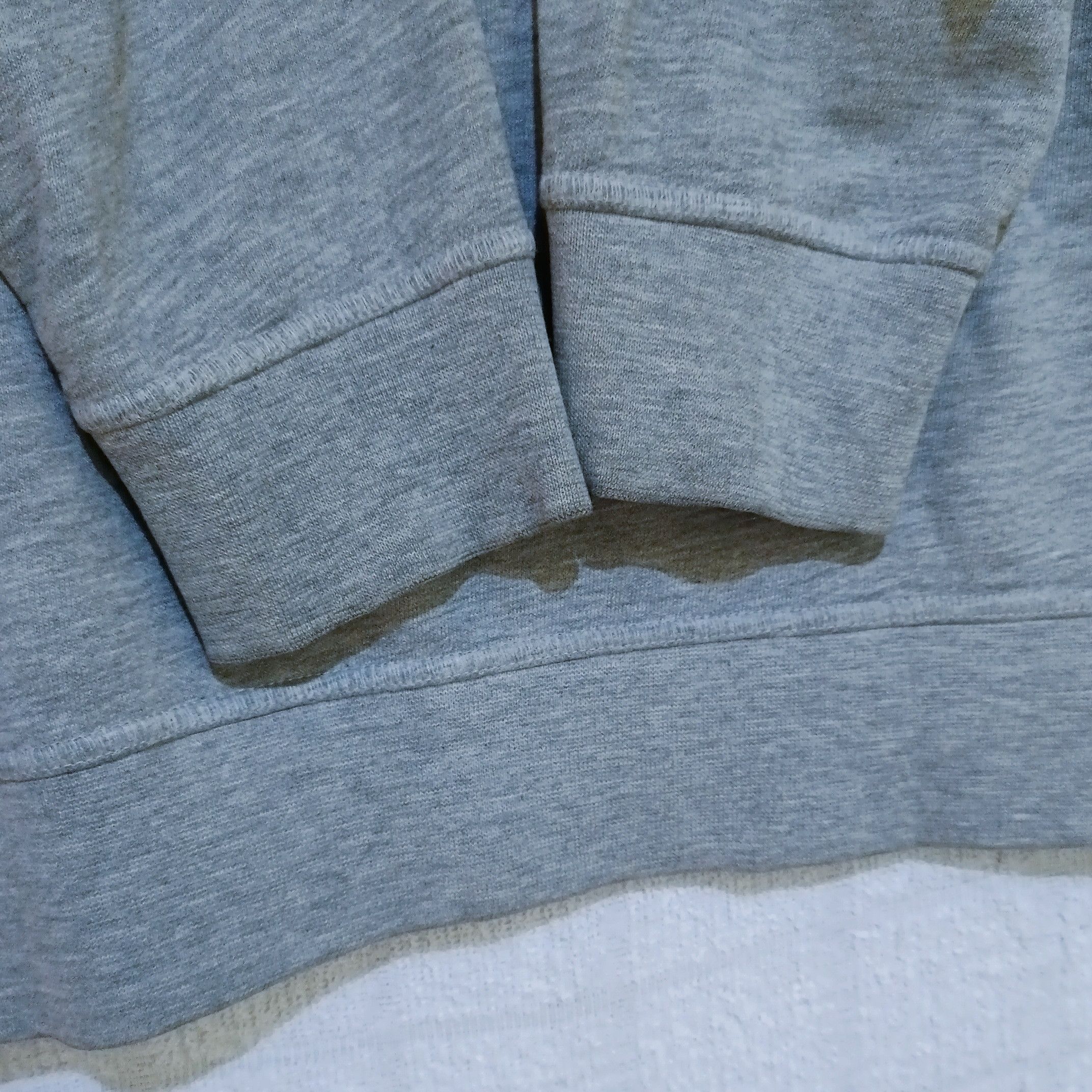 Reebok Vintage 90S REEBOK Classic Crewneck Sweatshirt Size US L / EU 52-54 / 3 - 4 Thumbnail