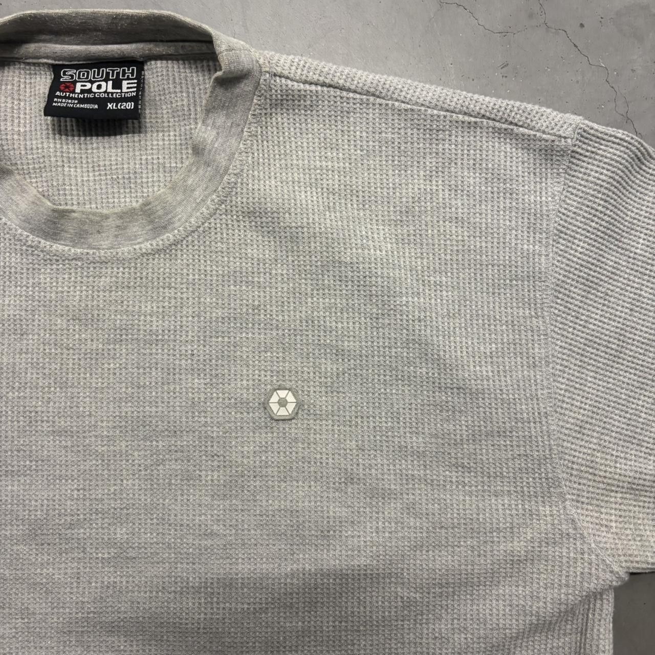 Southpole Crazy Vintage Y2K/2000s SouthPole Grey Thermal Long Sleeve Shirt! Size US XL / EU 56 / 4 - 2 Thumbnail