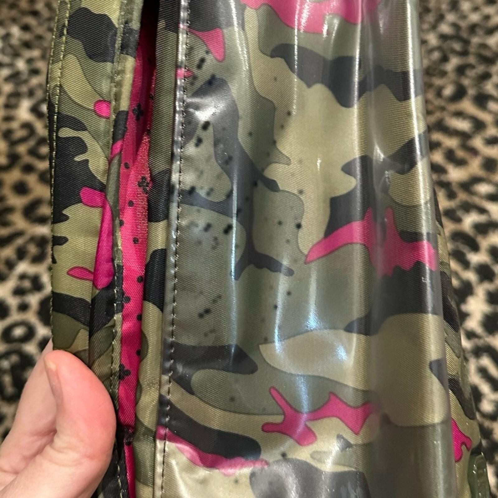 Lugz Lug Camo Trolley in Olive Green and Hot Pink Size ONE SIZE - 6 Thumbnail