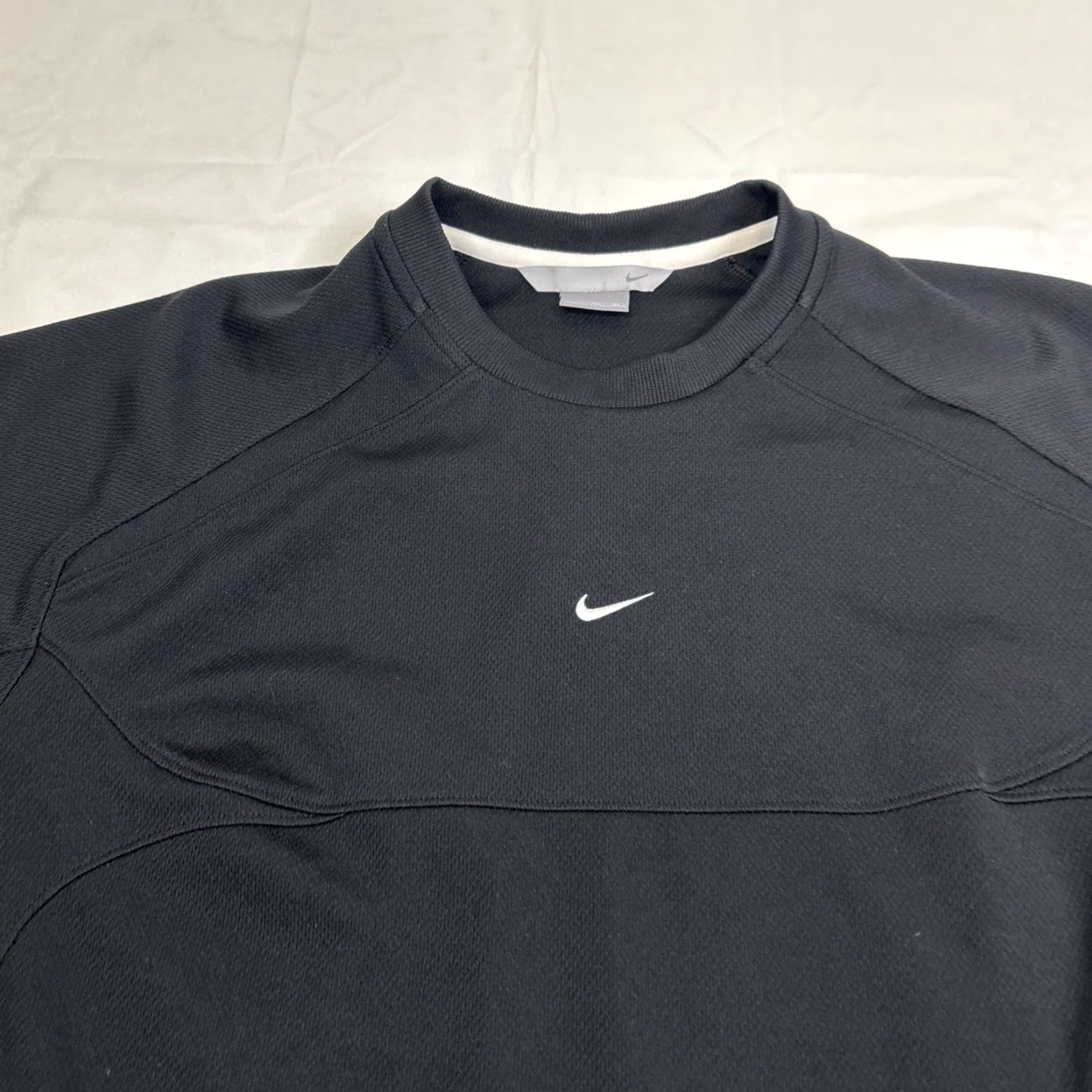 Nike VINTAGE Nike Embroidered Center Swoosh Logo Sweatshirt Travis Scott Mens SZ XL Hoodie Crew Neck Long Sleeve Black Mens XL Size US XL / EU 56 / 4 - 2 Thumbnail