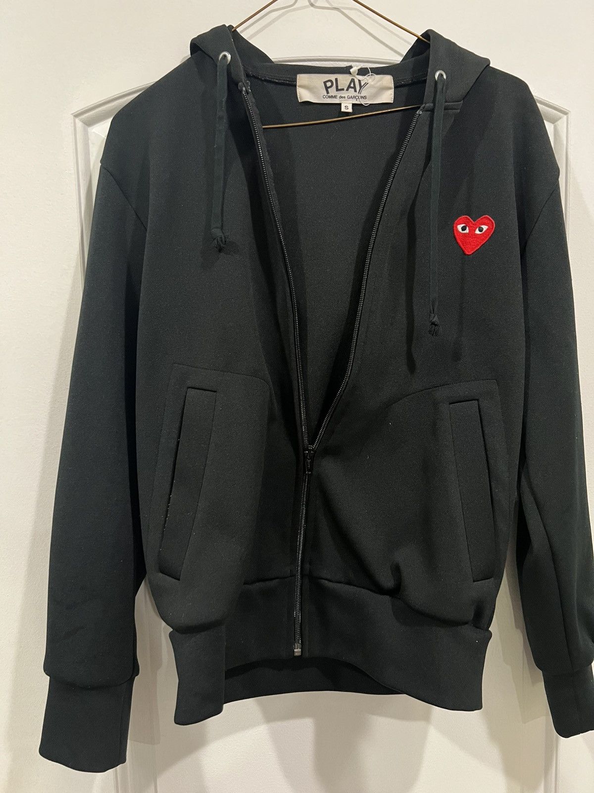 Comme des Garcons PLAY Black Comme Des Garcon Play Zip Up Hoodie Size US S / EU 44-46 / 1 - 10 Thumbnail