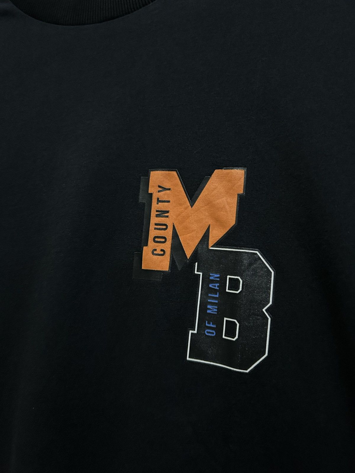 Marcelo Burlon Marcelo Burlon County. OF Milan Size US XL / EU 56 / 4 - 2 Thumbnail