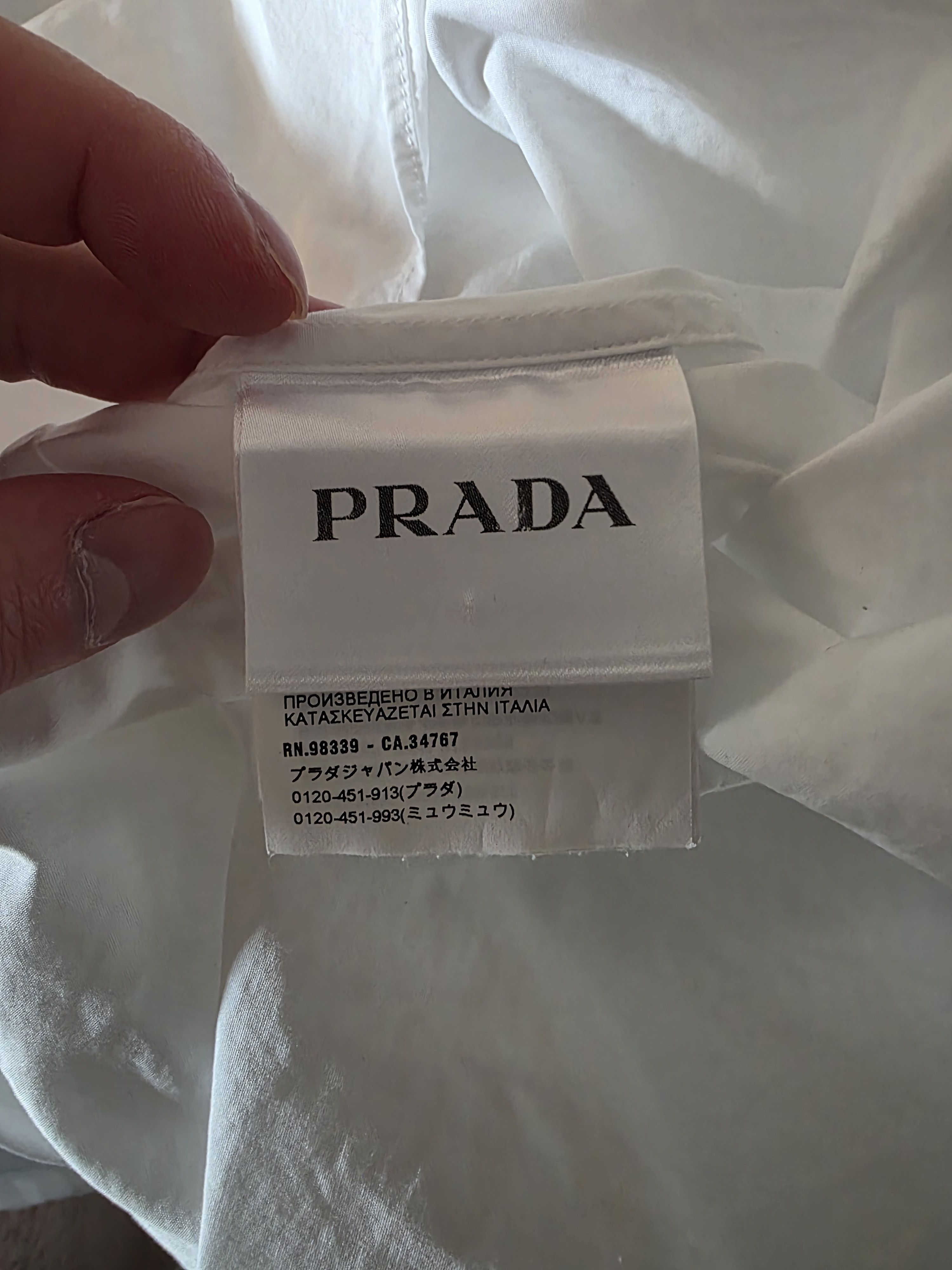Prada Prada White Poplin Shirt Size 43 / 17 Size US L / EU 52-54 / 3 - 7 Thumbnail