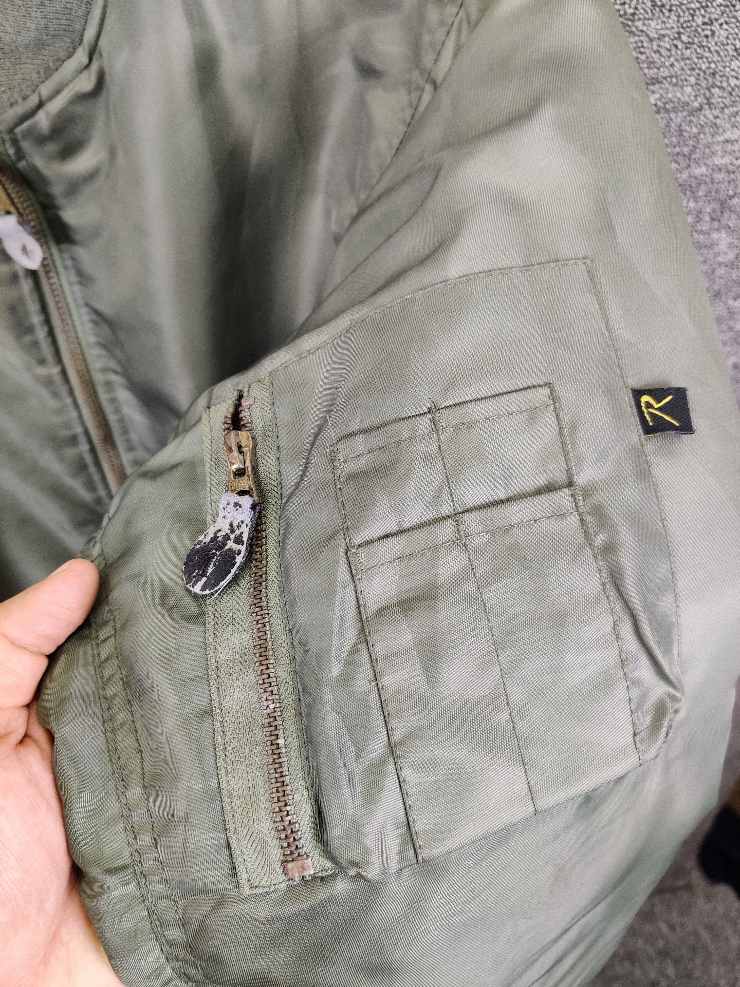 Japanese Brand Vintage Rothco Military MA-1 Flight Bomber Jacket Size US L / EU 52-54 / 3 - 8 Thumbnail