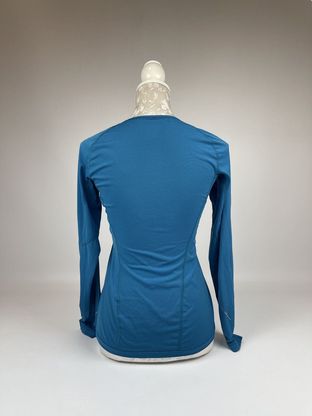 Arc'teryx Arc'teryx Long Sleeve Hiking T shirt Size S / US 4 / IT 40 - 5 Thumbnail