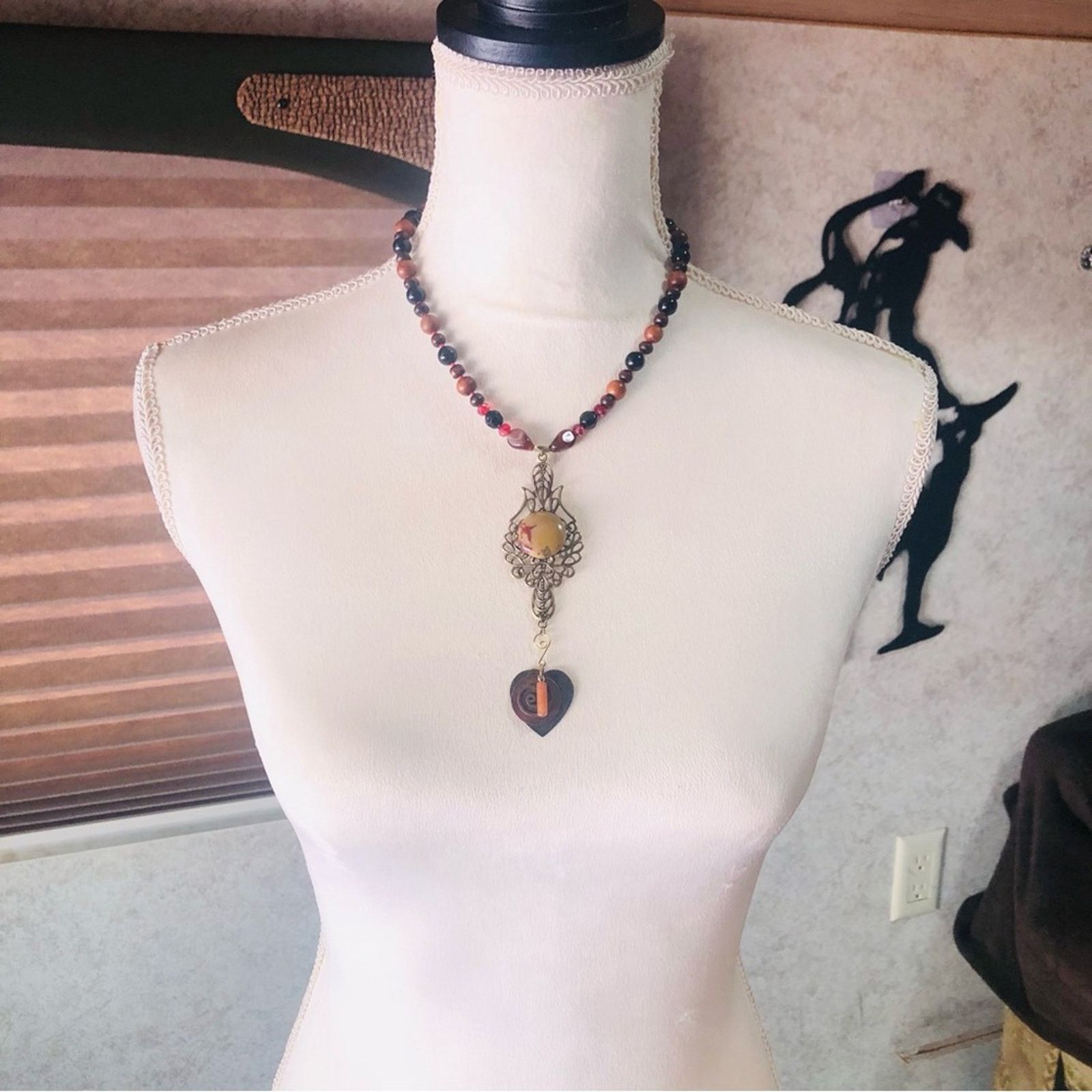 Handmade Handcrafted genuine stone mookaite black onyx necklace Size ONE SIZE - 4 Thumbnail