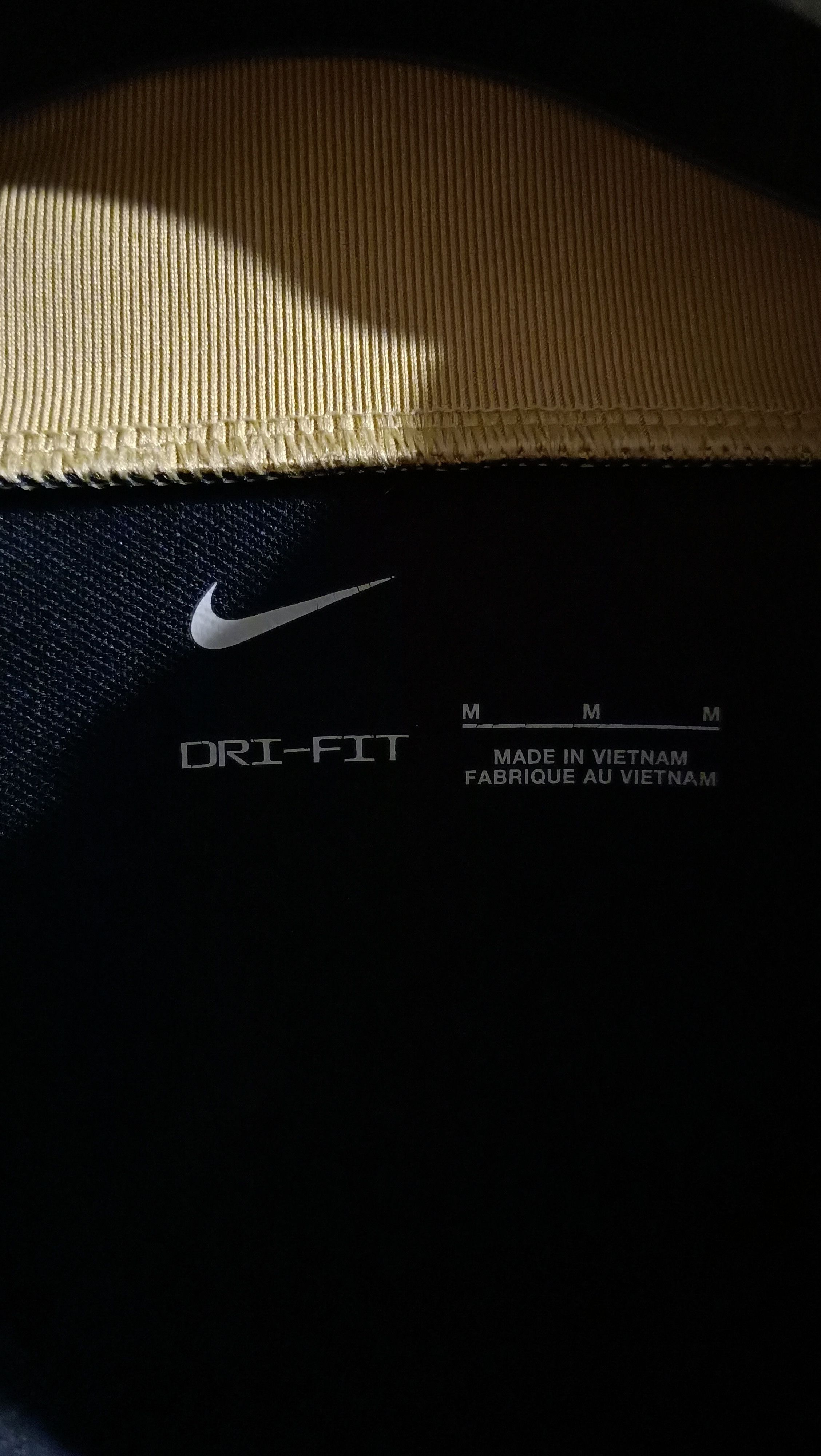 Nike Chelsea Soccer training long sleeve Size US M / EU 48-50 / 2 - 6 Thumbnail