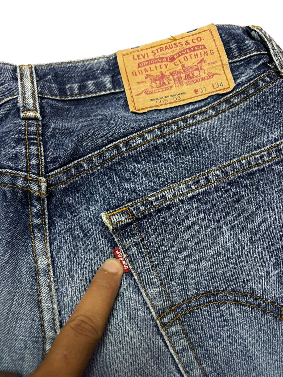 Levi's Vtg 90s Levis Japan 505 Distressed Jeans Size US 30 / EU 46 - 6 Thumbnail