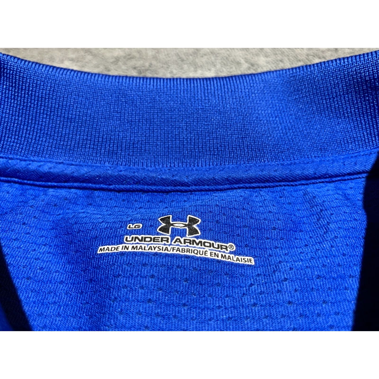 Under Armour UNDER ARMOUR VENTED GOLF POLO SHIRT - L - BLUE STRIPE - HEAT GEAR - MENS Size US L / EU 52-54 / 3 - 6 Thumbnail