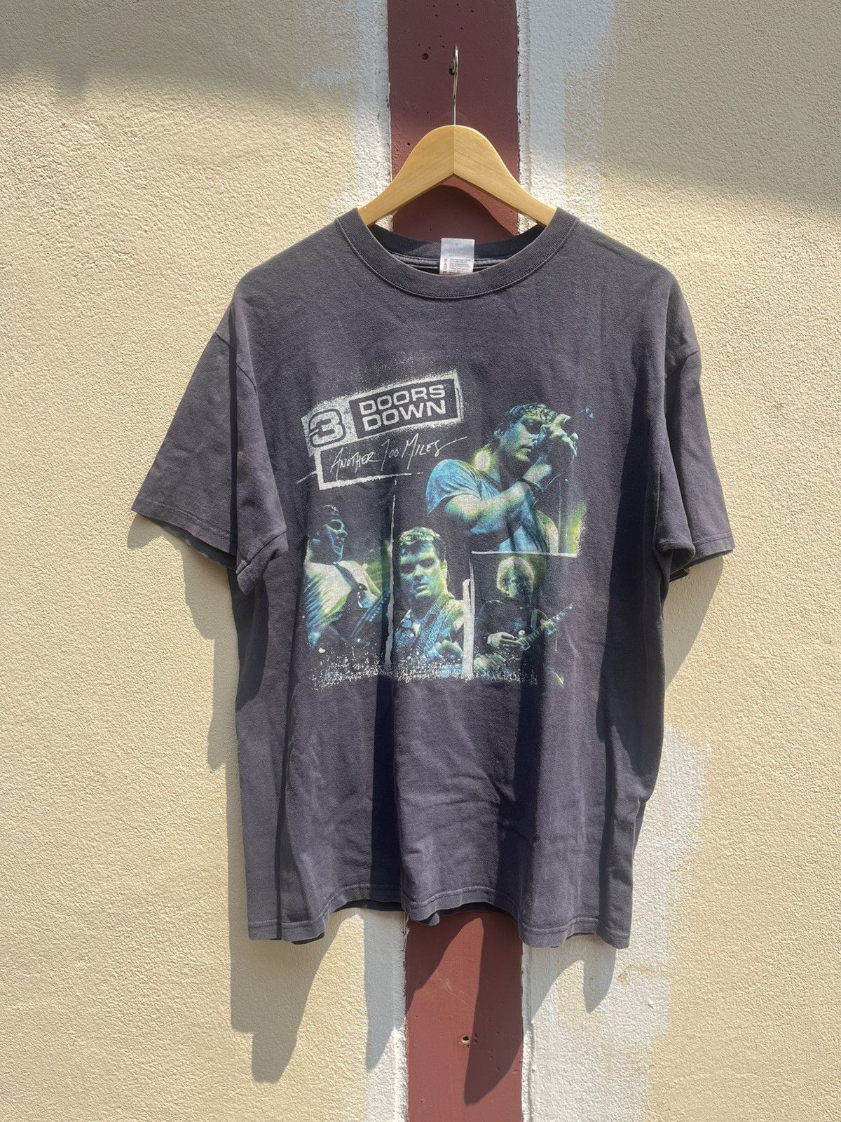 Vintage Vintage 3 doors down tee 00s’ Size US L / EU 52-54 / 3 - 1 Thumbnail